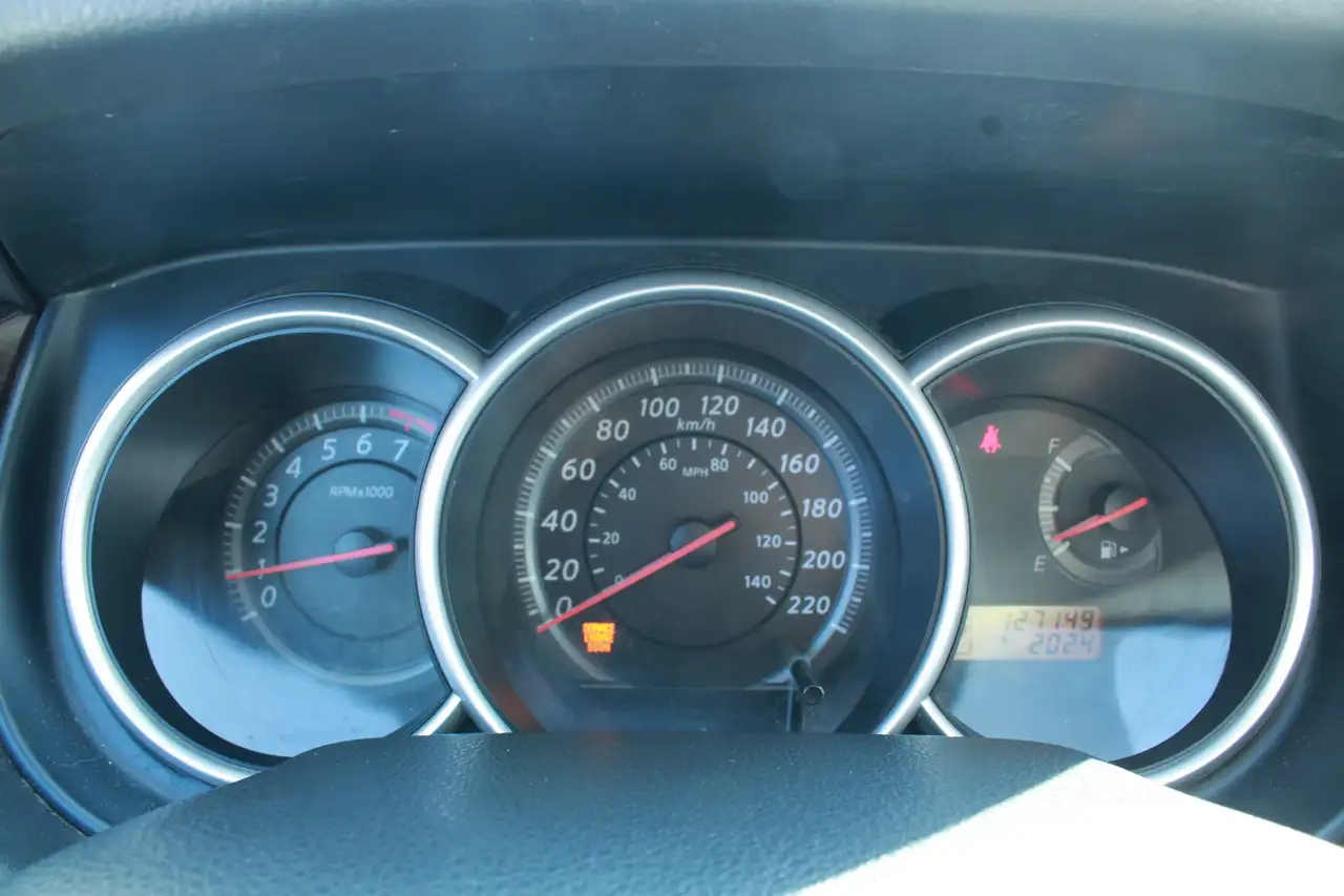Nissan Versa снимка Nissan Versa