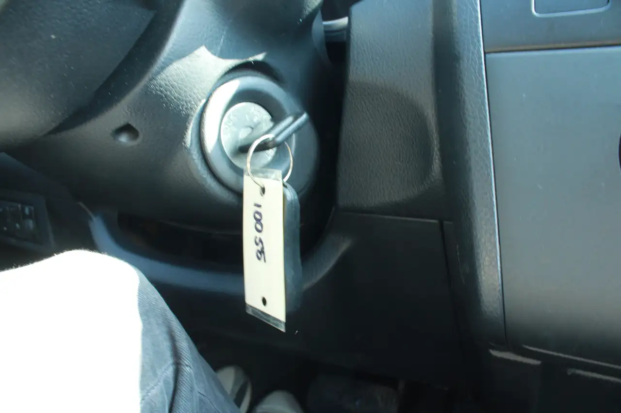 Nissan Versa снимка Nissan Versa