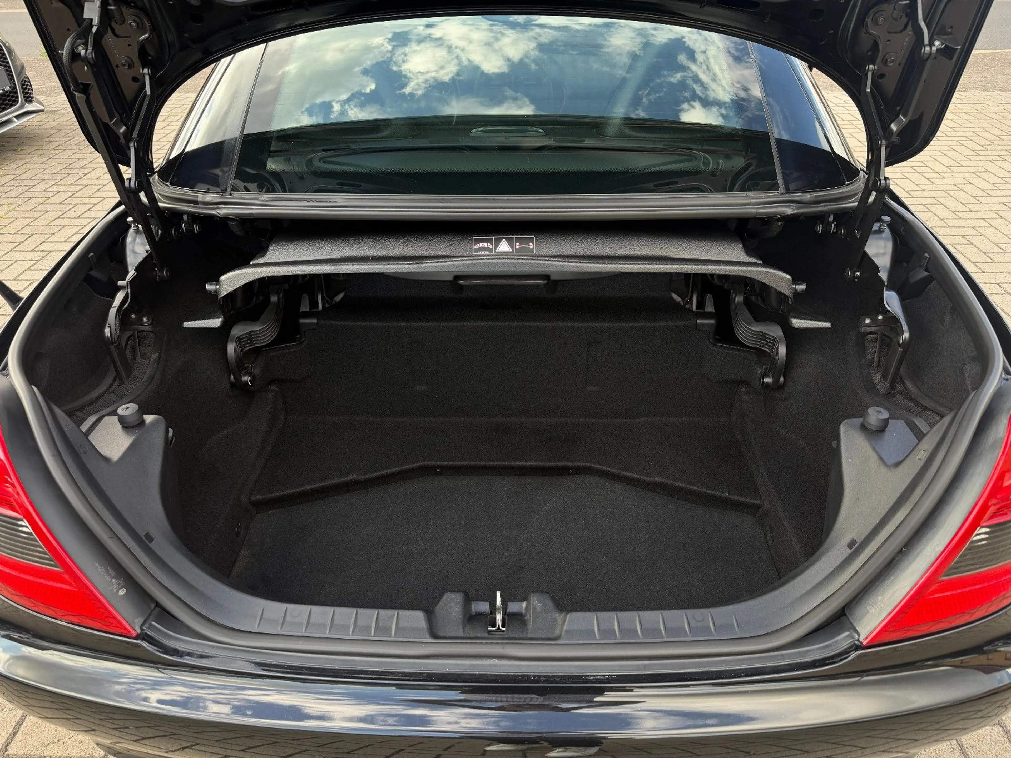 Mercedes-Benz SLK 200 Cabrio, SEHR GEPFLEGT, 18" Alufelgen — photo 11