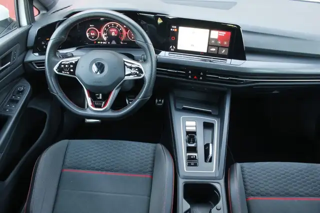 Volkswagen Golf view 5