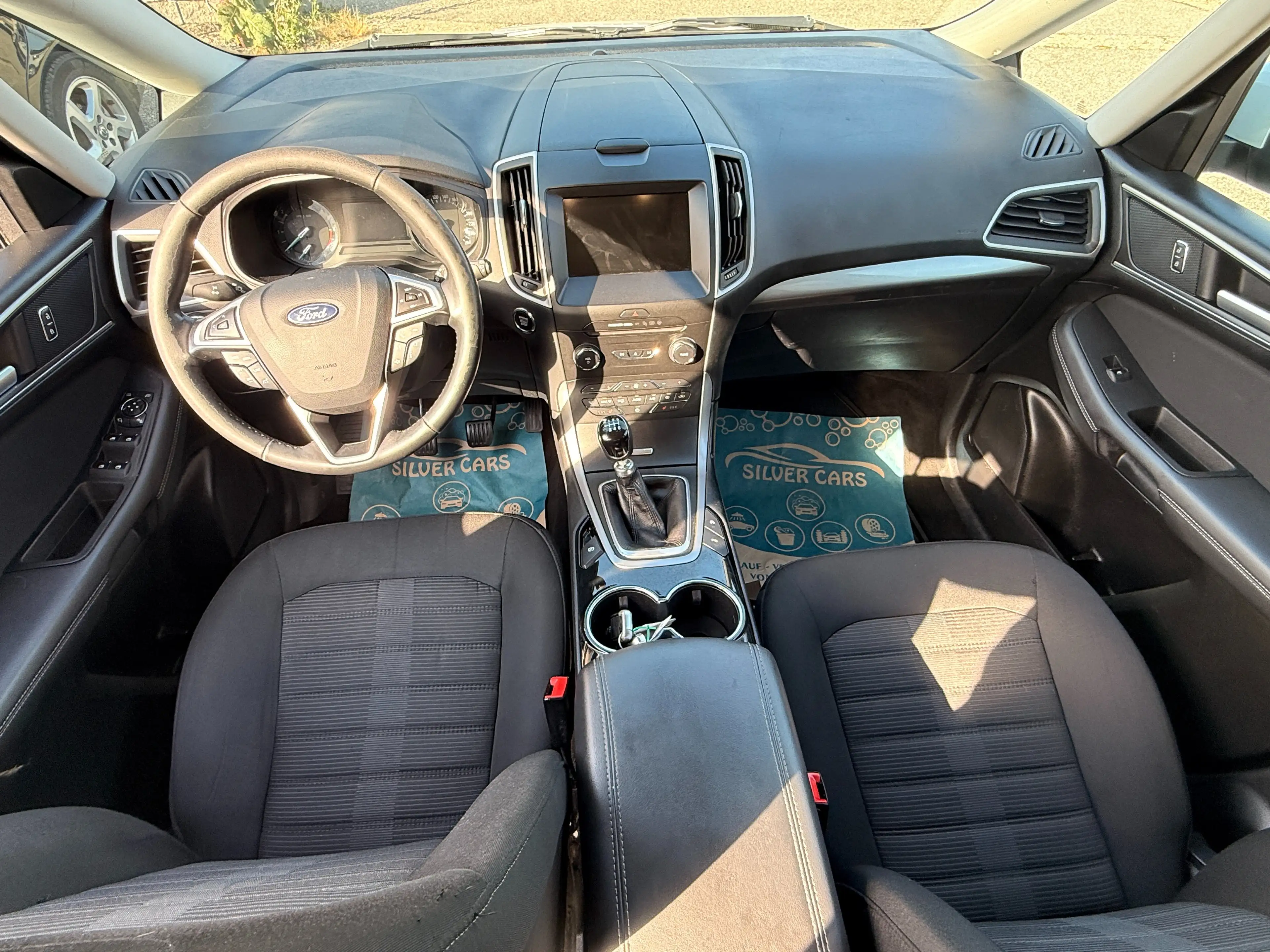 Ford Galaxy Business — photo 12