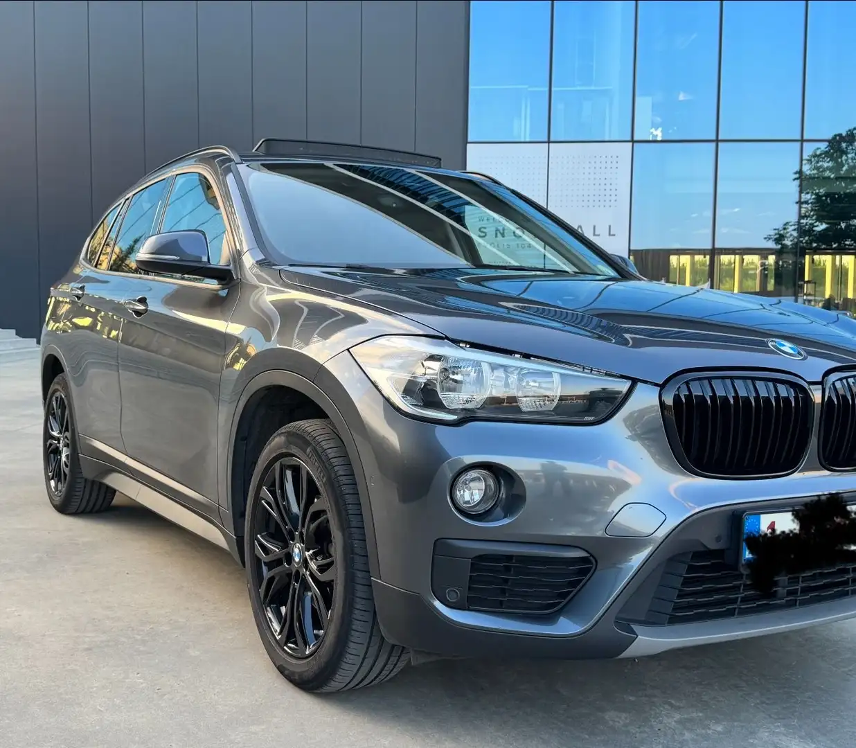 BMW X1 sDrive16d Aut Sport Line - 2