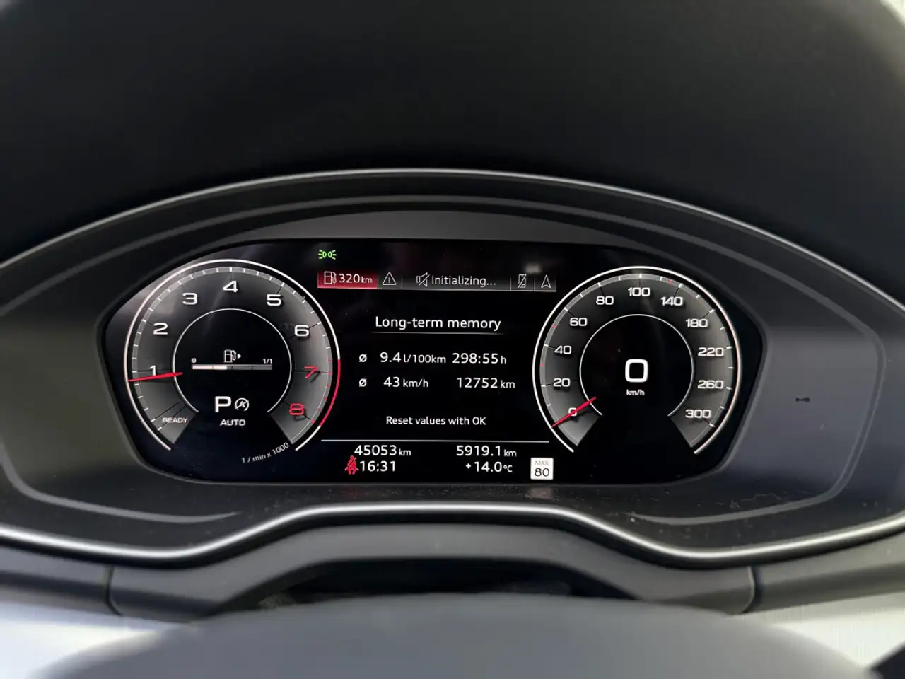 Audi Q5 снимка Audi Q5