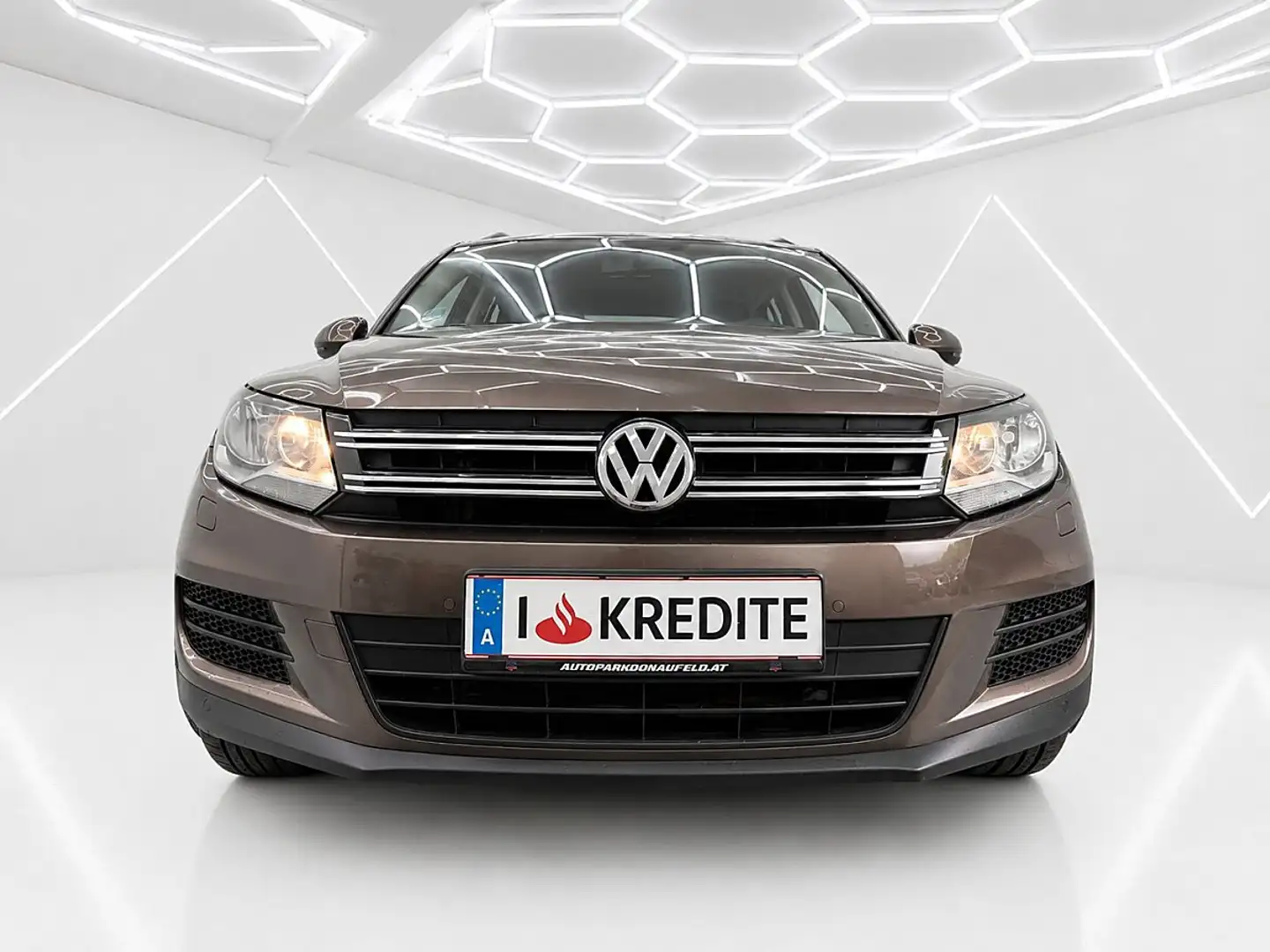 Volkswagen Tiguan 1,4 TSI Sport&Style BMT /1-BESITZ/SEHR GEPFLEGT- Braun - 2