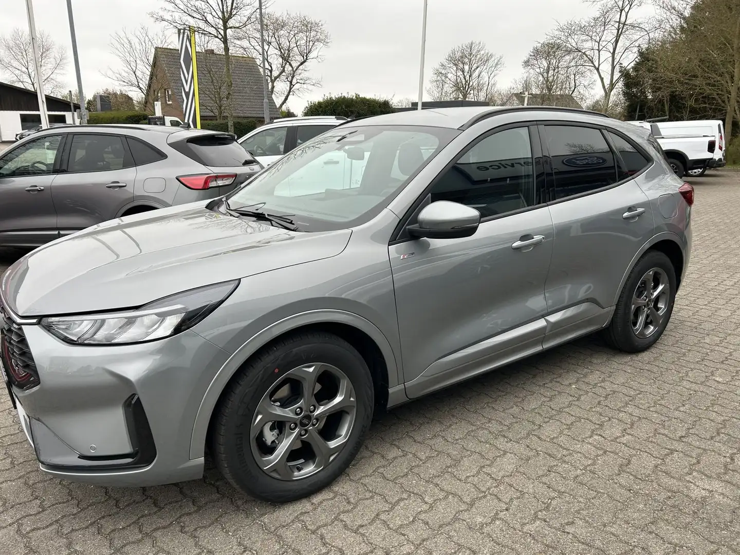 Ford Kuga ST-Line Zwart - 1