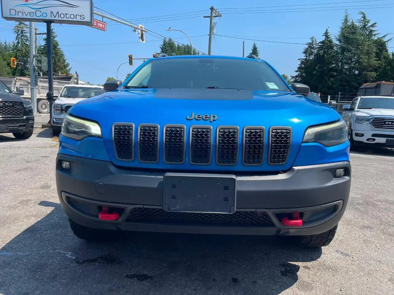 Jeep Cherokee снимка Jeep Cherokee
