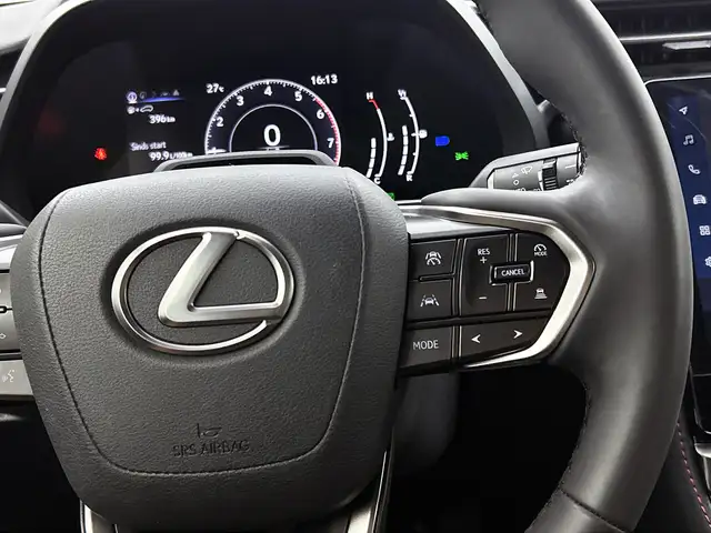 Lexus LBX view 15