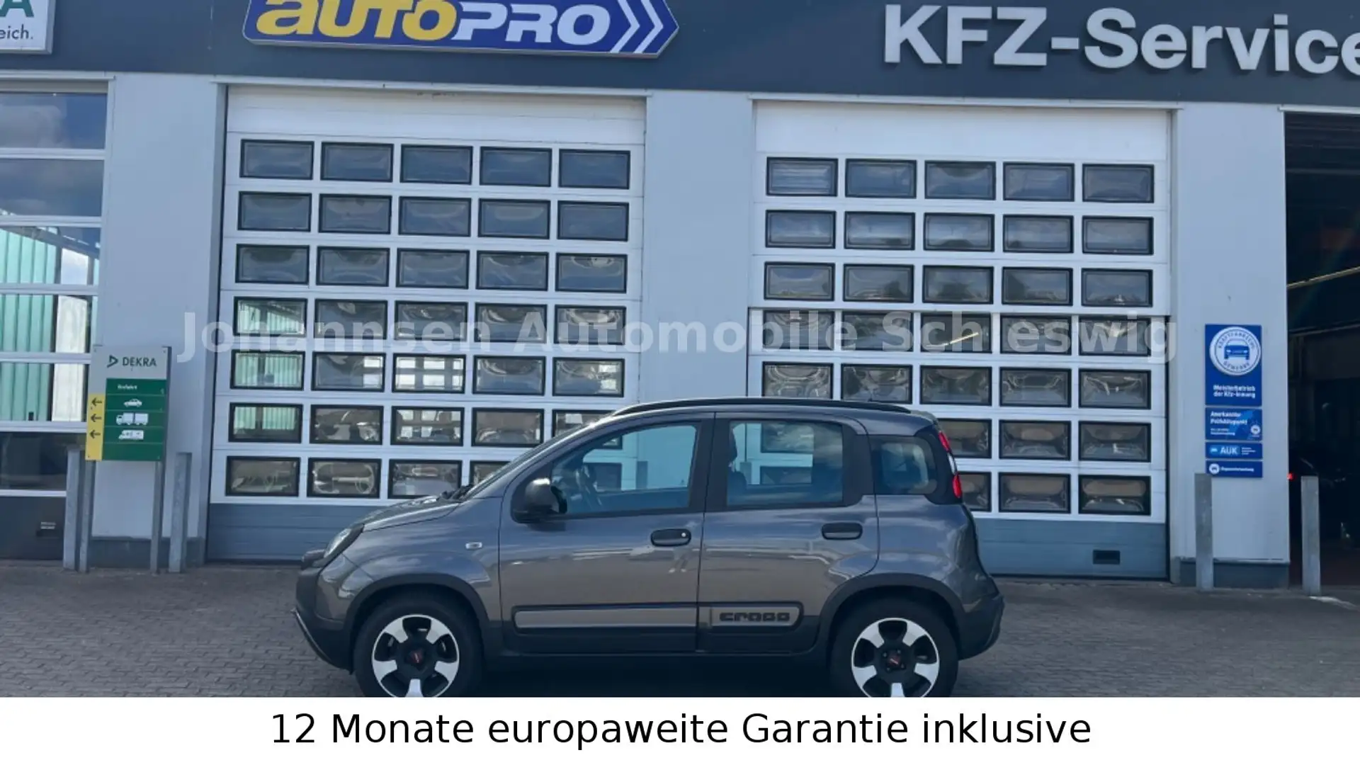 Fiat Panda City Cross,Klimaautomatik, PDC, 2.Hand Grau - 1
