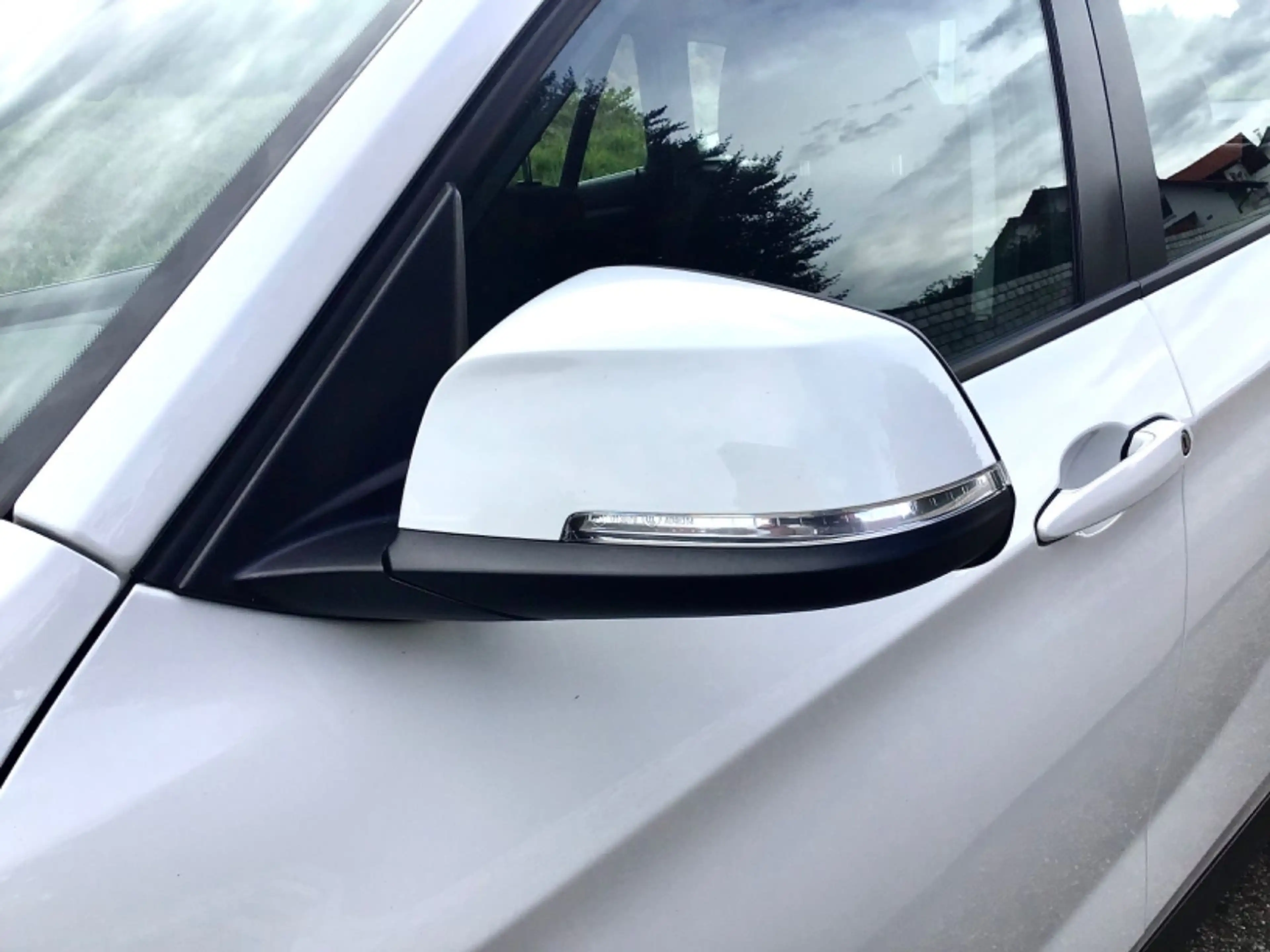 BMW X1 sDrive 18 i ADVANTAGE - NAVI*BI-XENON*AHK*PDC*8 Fach bereift*Fahrradträger-1 HAND*TOP Zstd. !! — photo 15