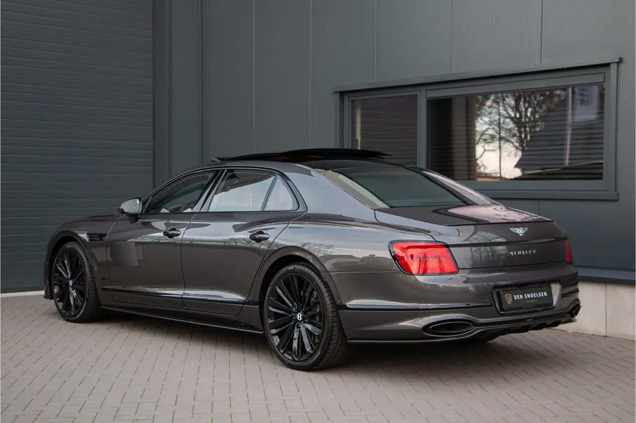 Bentley Flying Spur 2022
