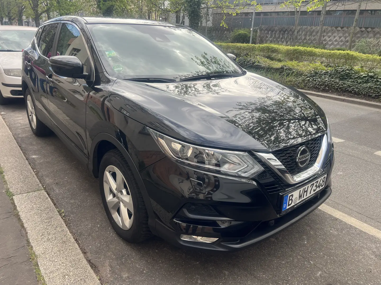 Nissan Qashqai 1.3 DIG-T N-TEC - 1
