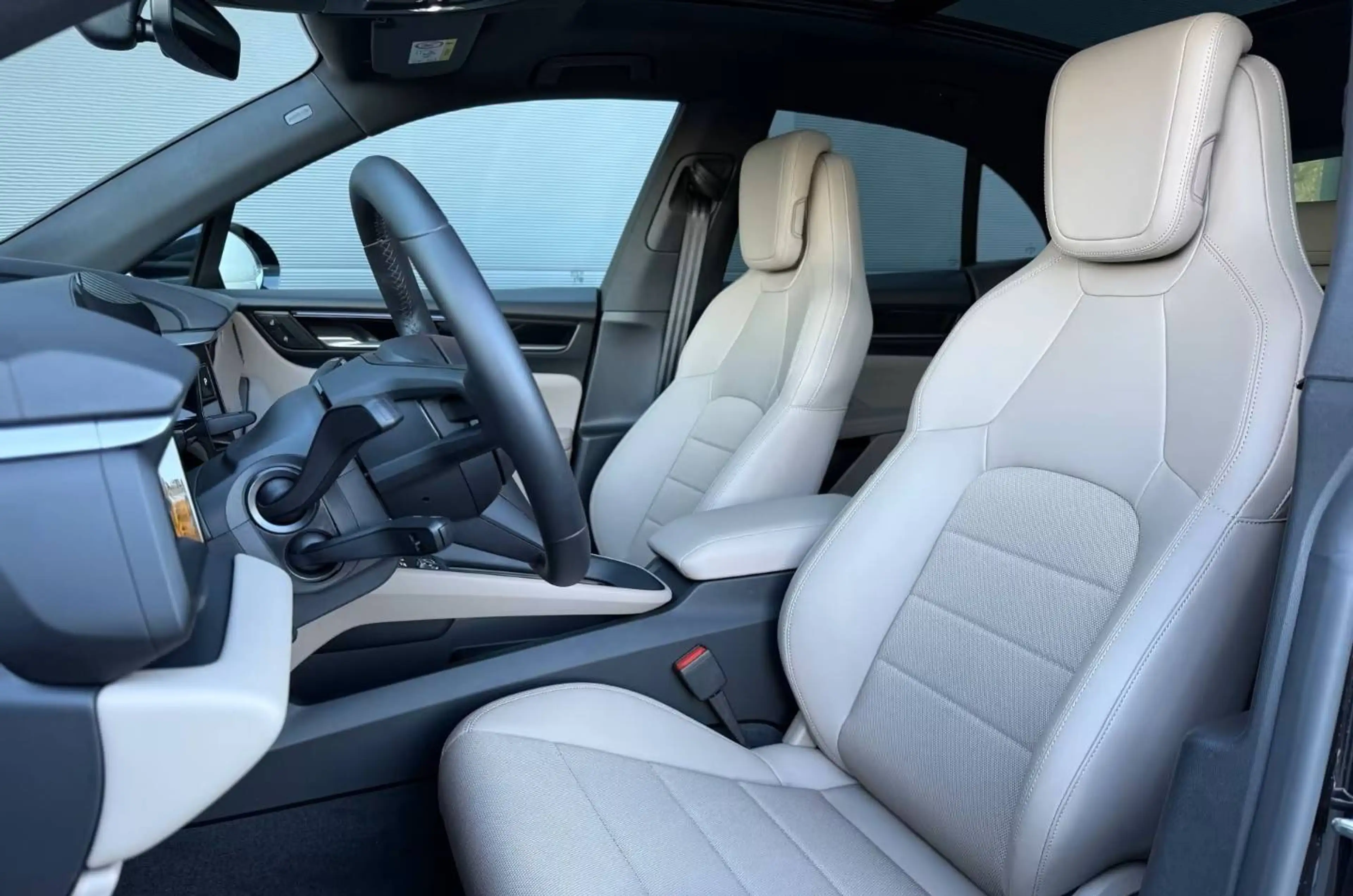 Porsche Macan Macan Hinterachslenkung BOSE Luftfederung 2 — photo 5
