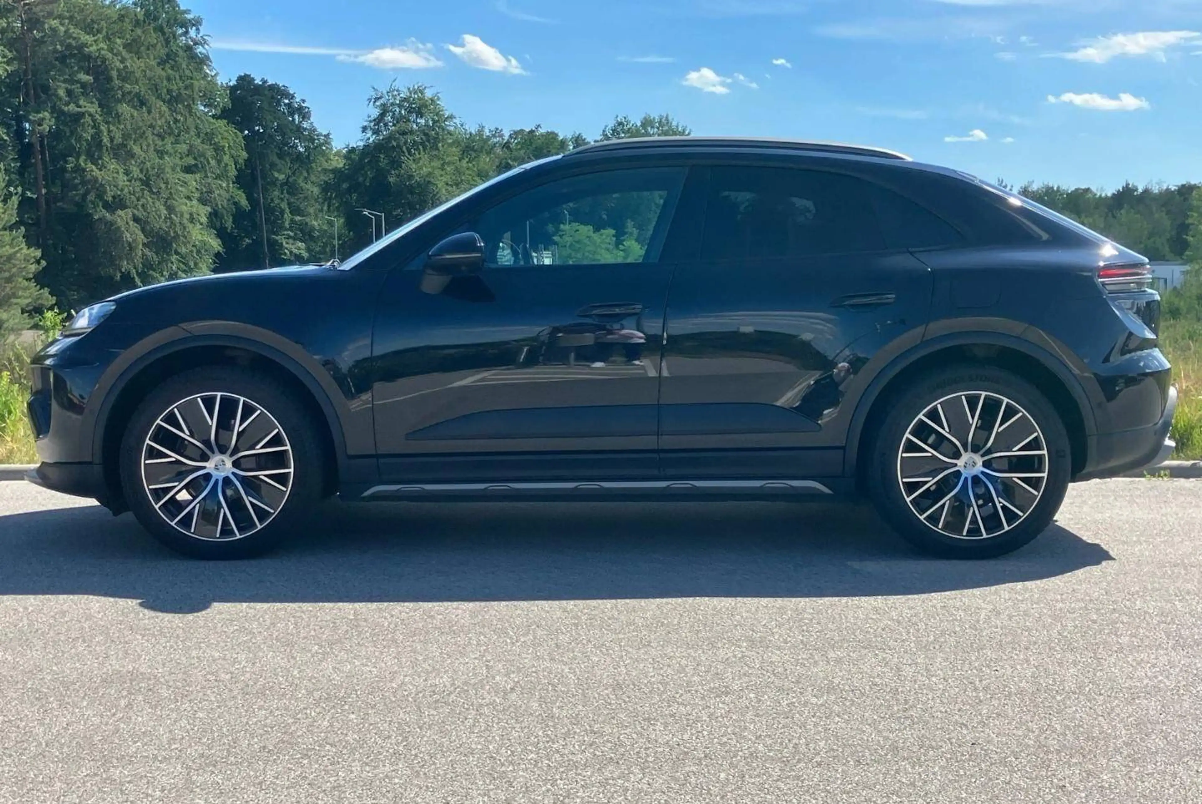 Porsche Macan Macan Hinterachslenkung BOSE Luftfederung 2 — photo 2