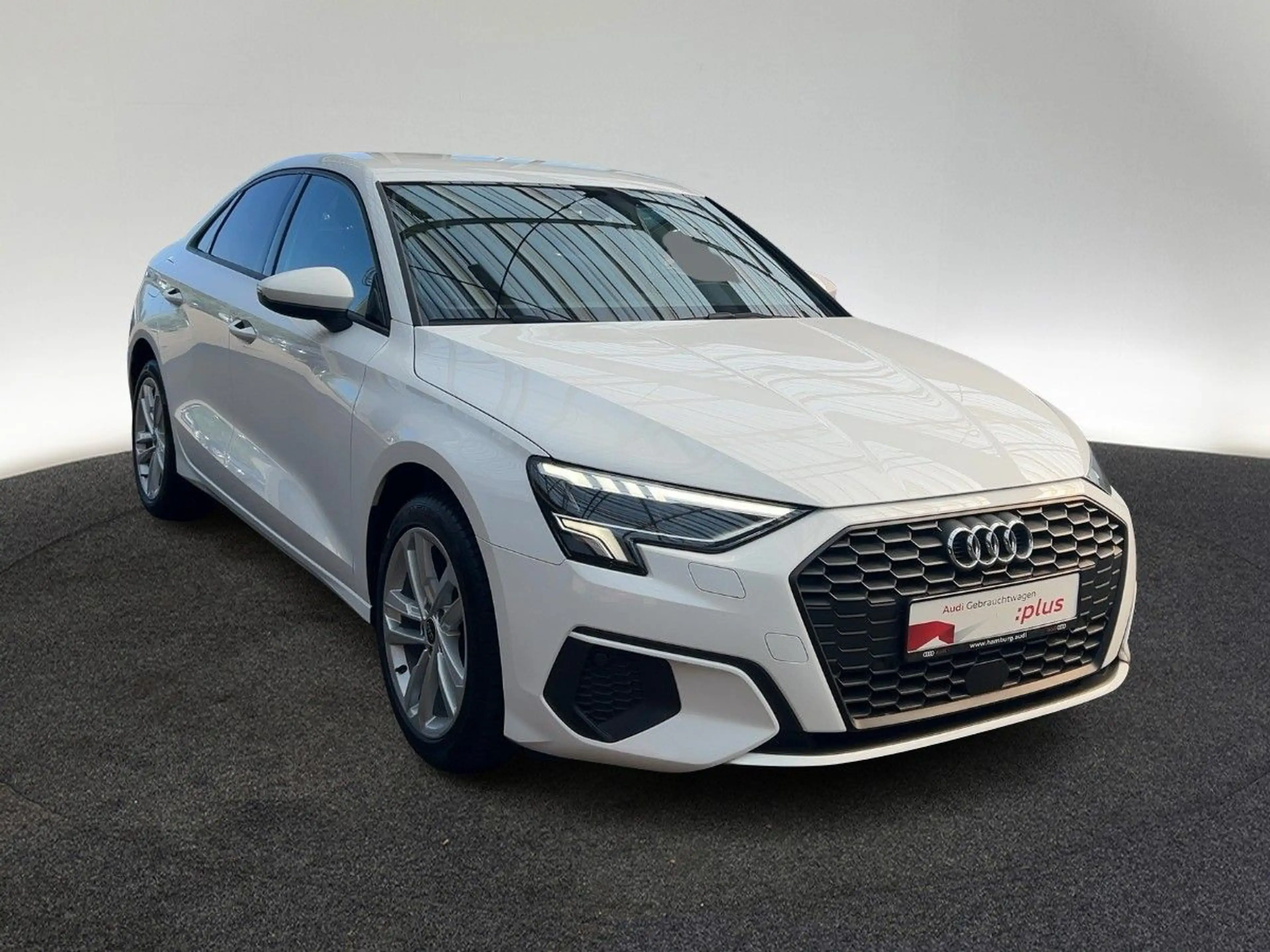 Audi A3 35 TFSI S tronic Navi LED Kamera — photo 6