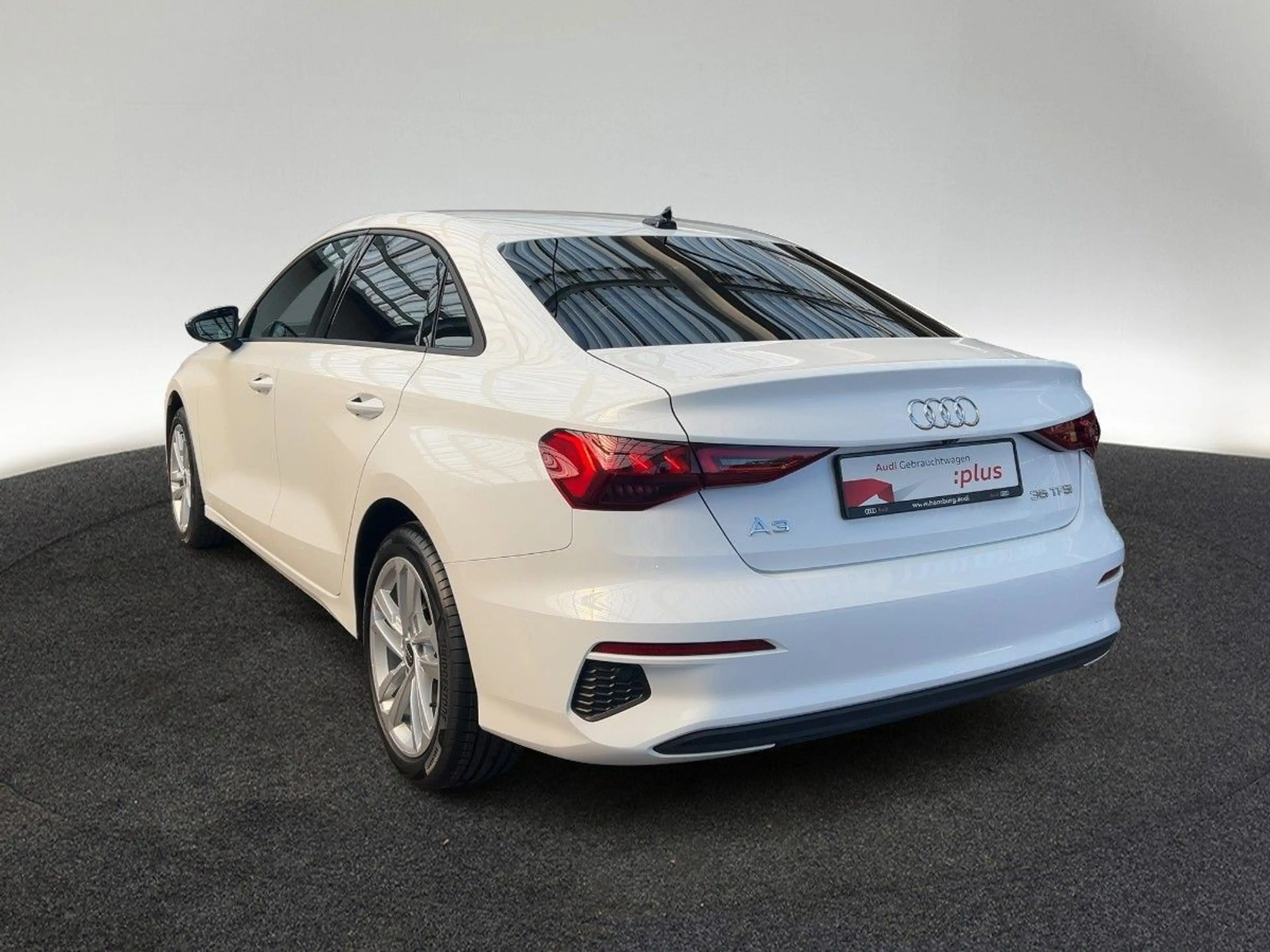 Audi A3 35 TFSI S tronic Navi LED Kamera — photo 3