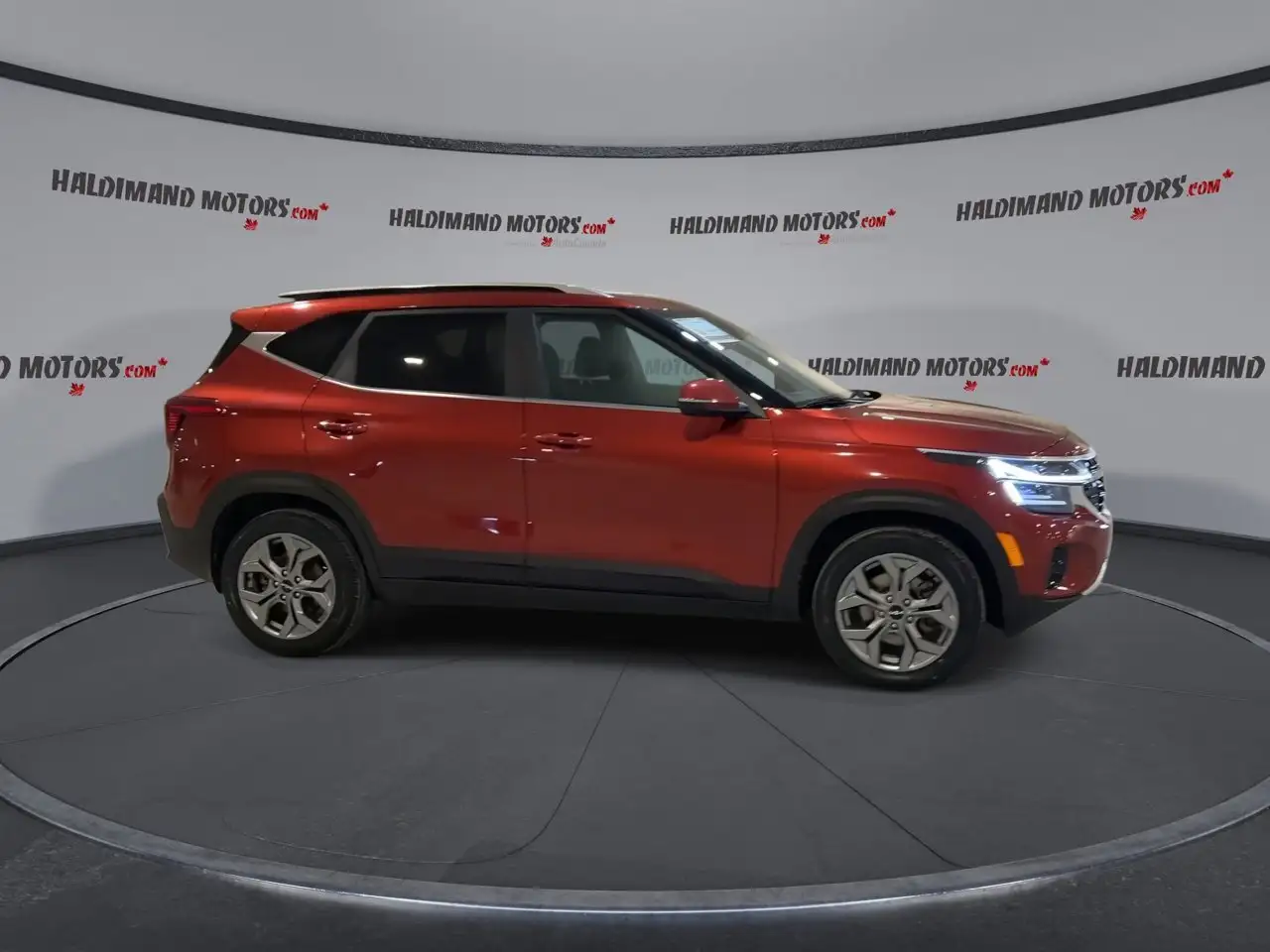 Kia Seltos снимка Kia Seltos