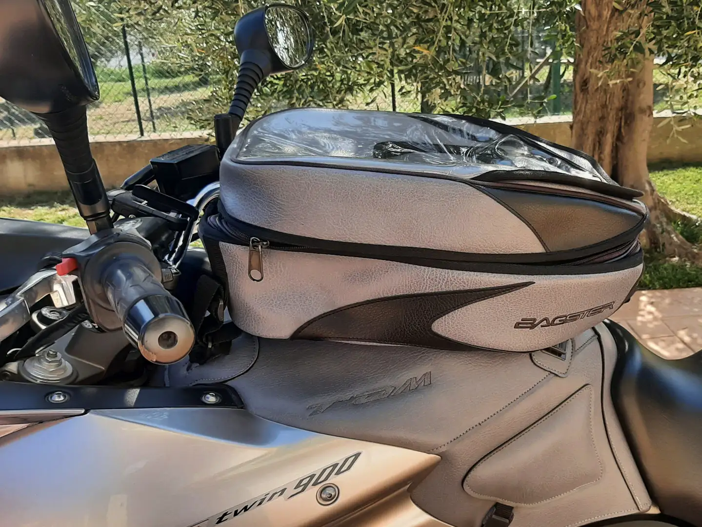 Yamaha TDM 900 Silver Tech Grigio - 2