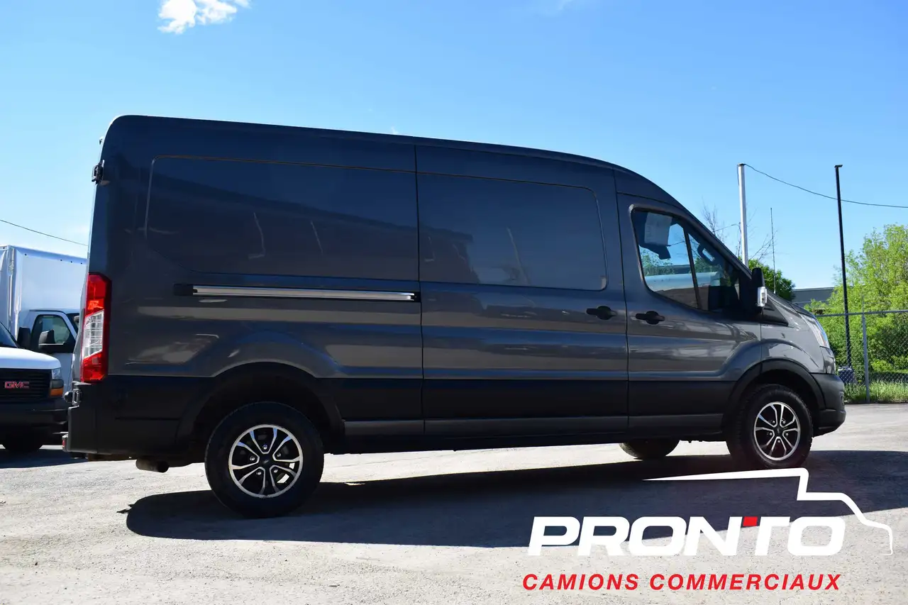 Ford Transit Cargo Van снимка Ford Transit Cargo Van