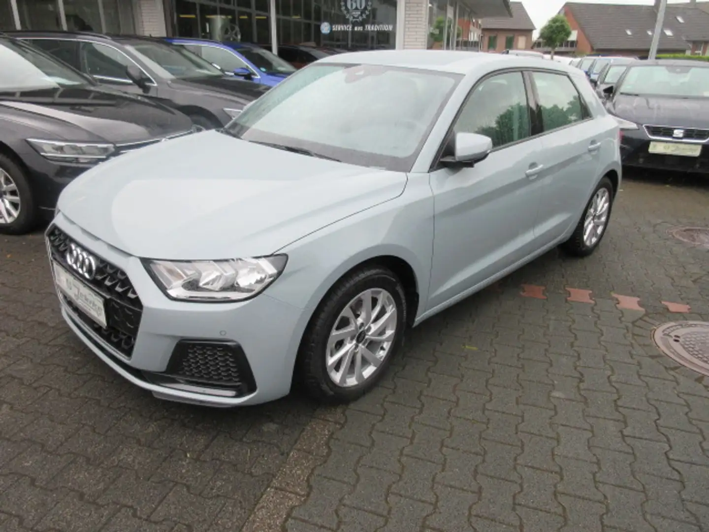 Audi A1 Sportback Advanced 1.0 TFSI S tronic KLIMA KAMERA  Gri - 1