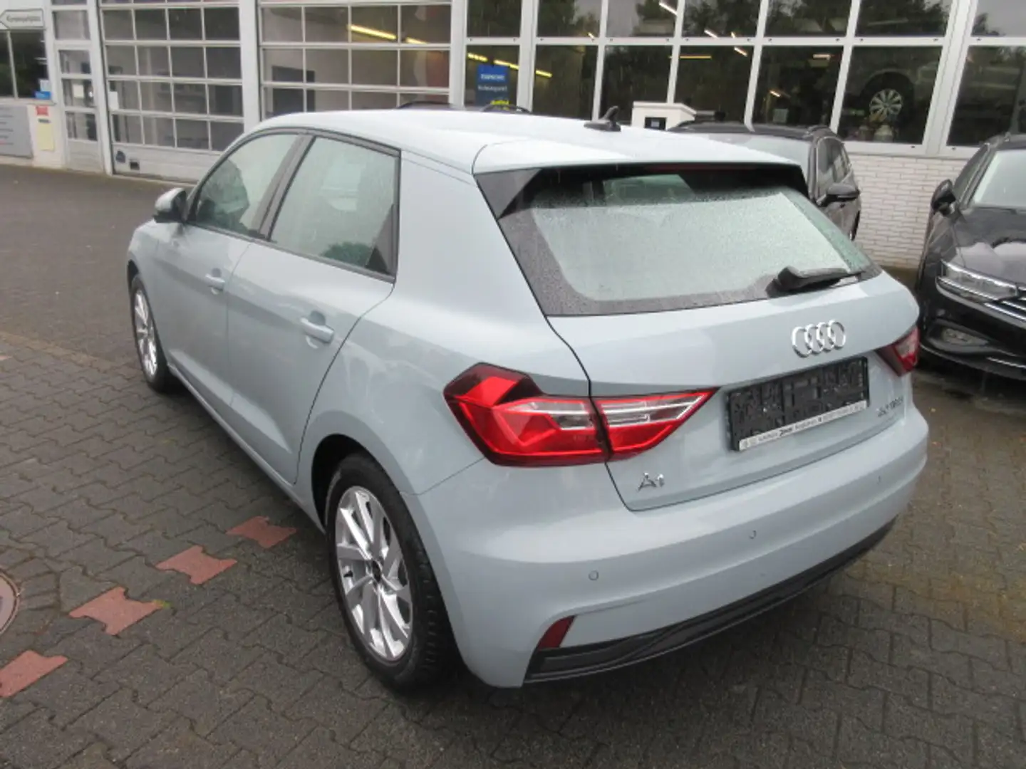 Audi A1 Sportback Advanced 1.0 TFSI S tronic KLIMA KAMERA  Gri - 2