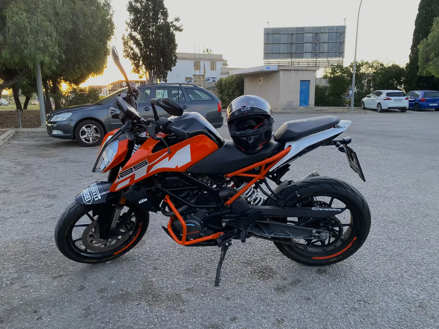 KTM 125 Duke Naranja - 2