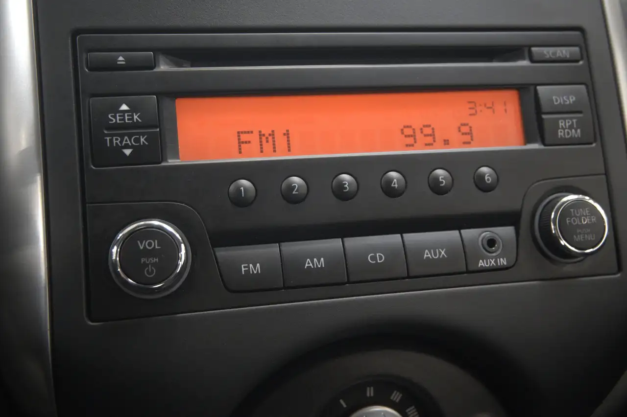 Nissan Micra снимка Nissan Micra