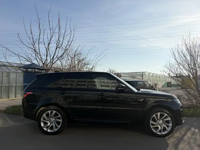 Land Rover Range Rover Sport view 2