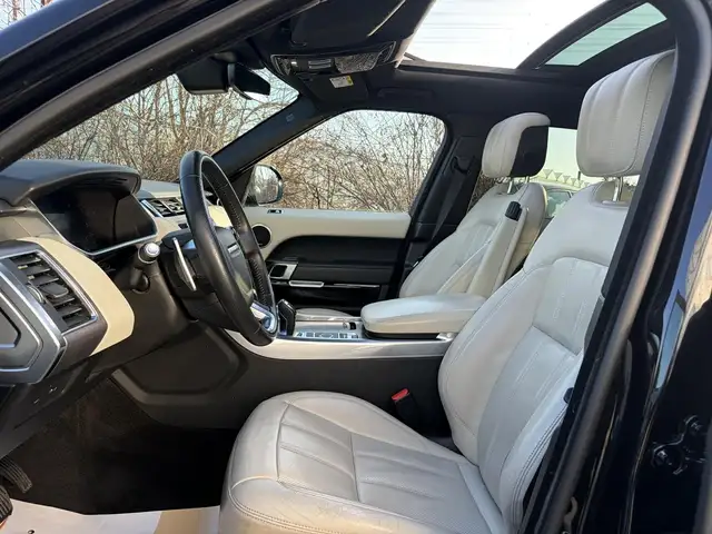 Land Rover Range Rover Sport view 12