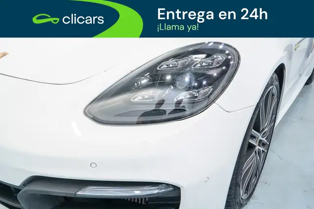 Porsche Panamera view 10