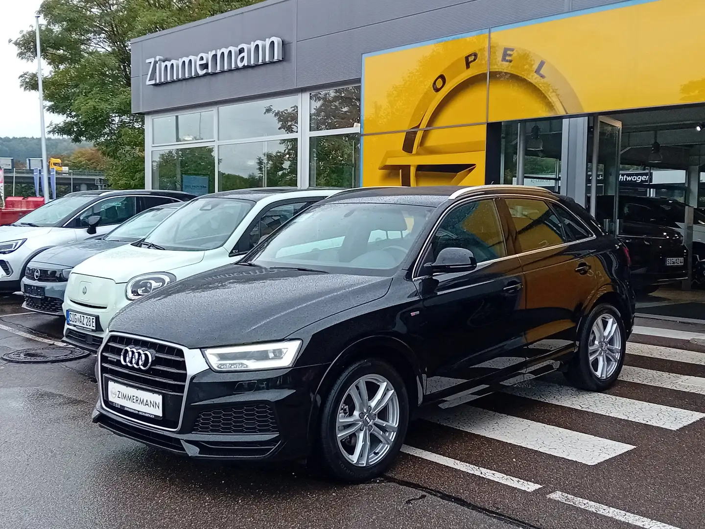 Audi Q3 sport quattro Schwarz - 1
