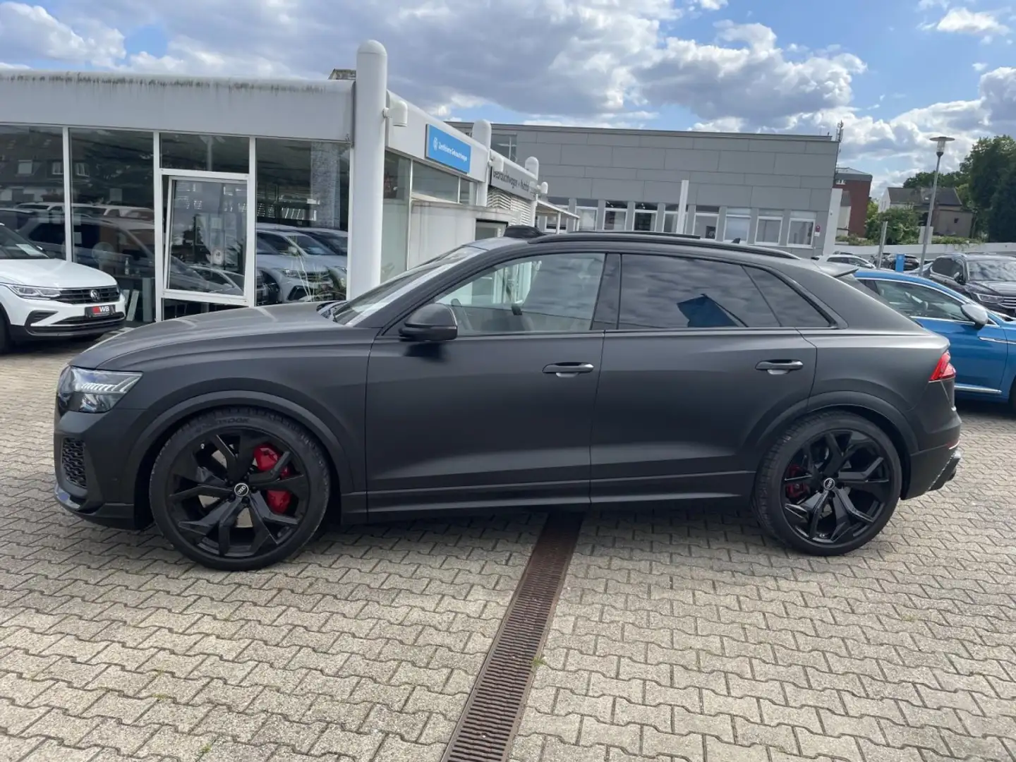 Audi RS Q8 4.0 TFSI quattro Klima Navi Leder Rückfahrkamera Noir - 2