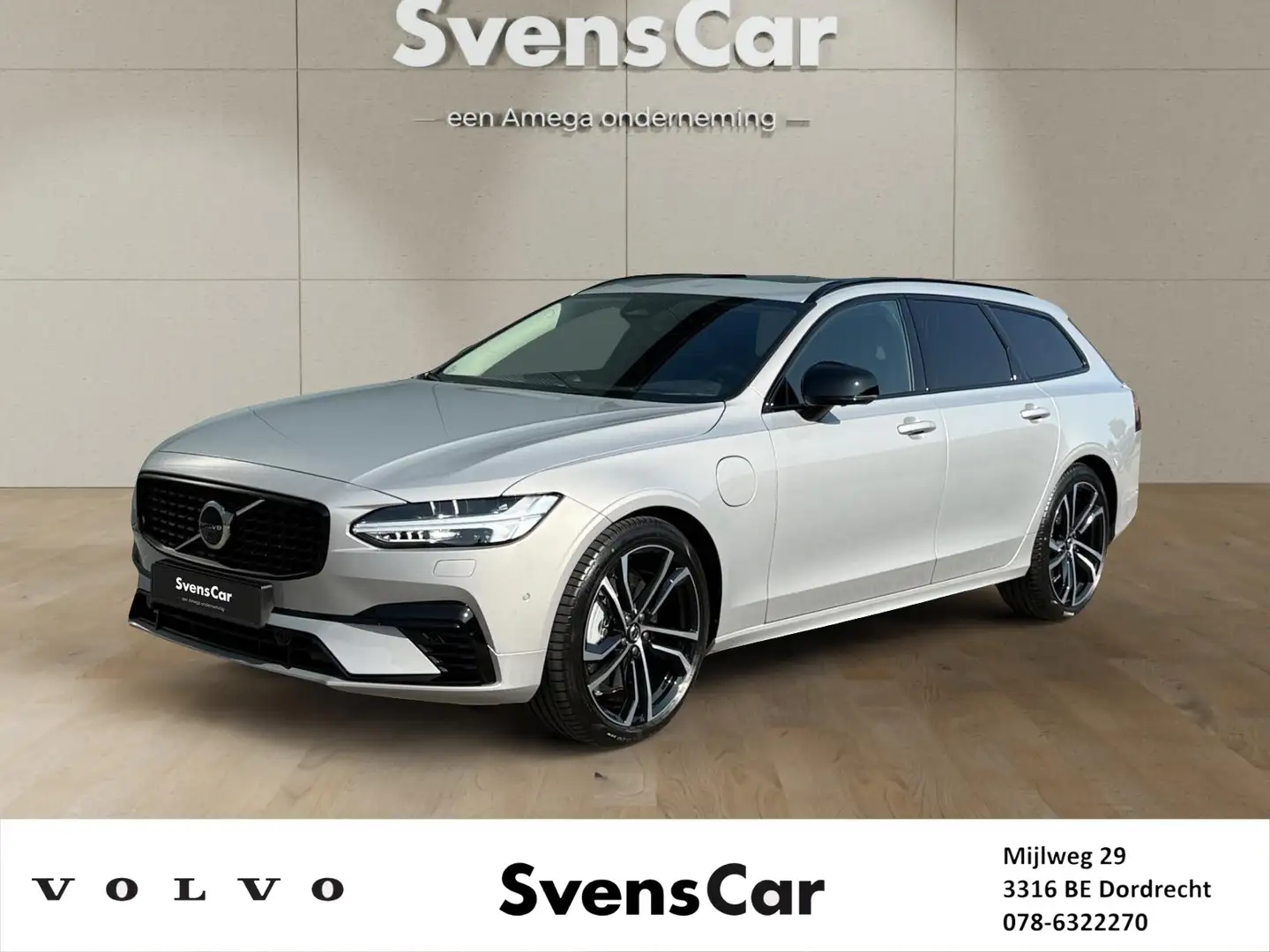 Volvo V90 2.0 T8 Plug-in hybrid AWD Ultra Executive Edition Argent - 1