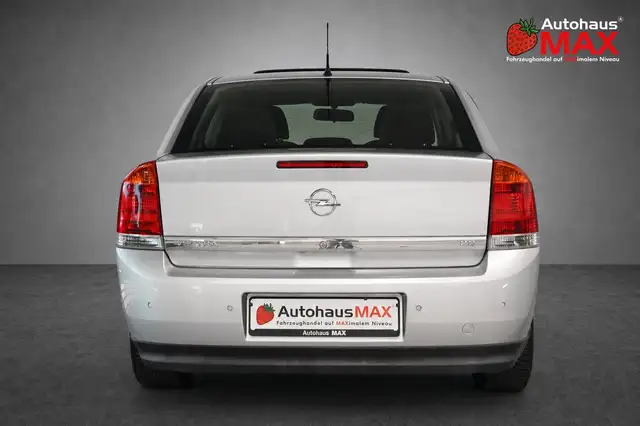 Opel Vectra view 5