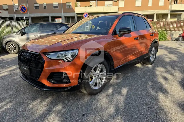 Audi Q3 Q3 35 TDI S tronic Business Advanced