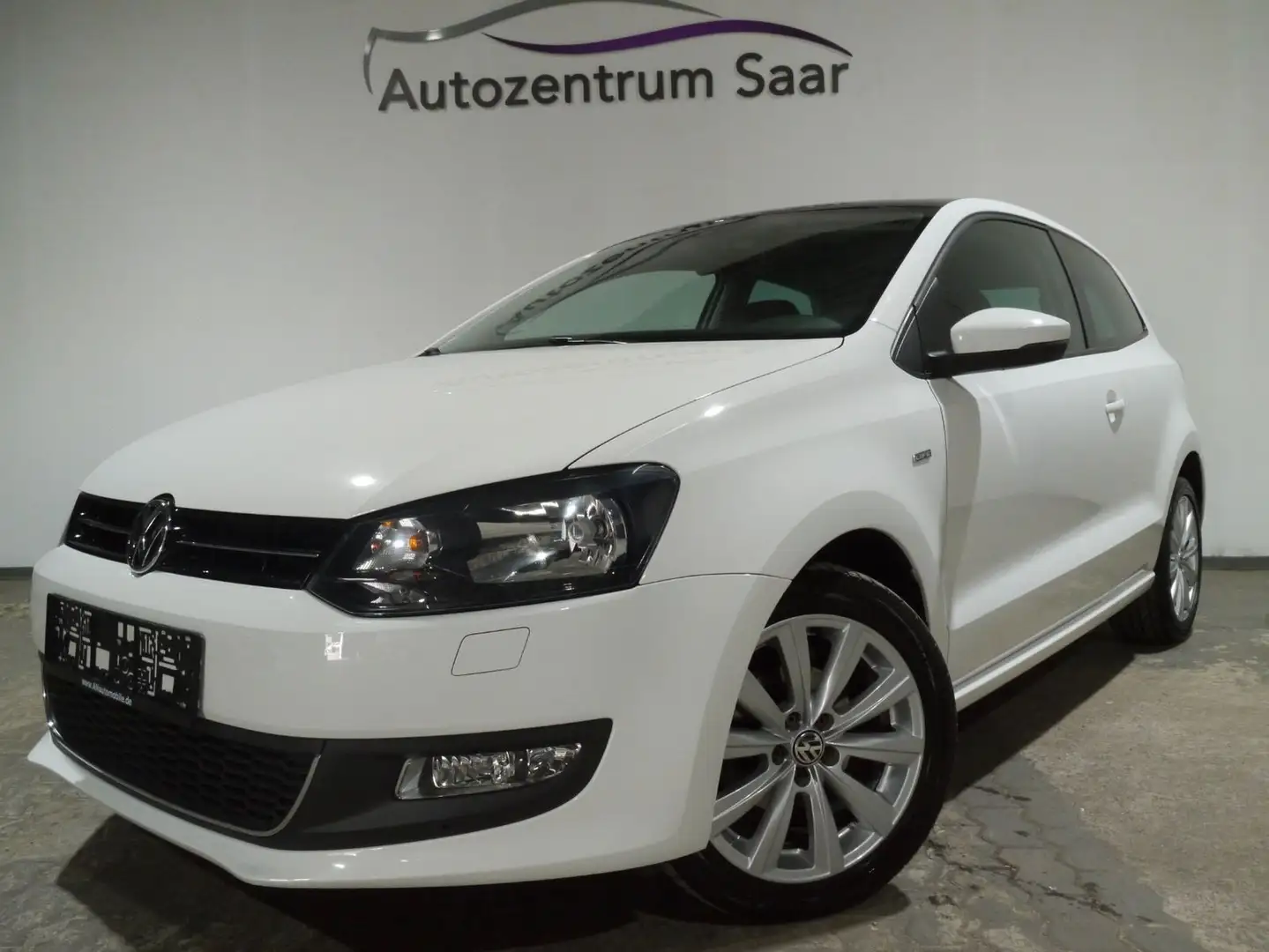 Volkswagen Polo V Klima Sitzheizung Tempomat Schiebedach Weiß - 1