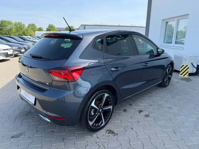 Seat Ibiza view 6