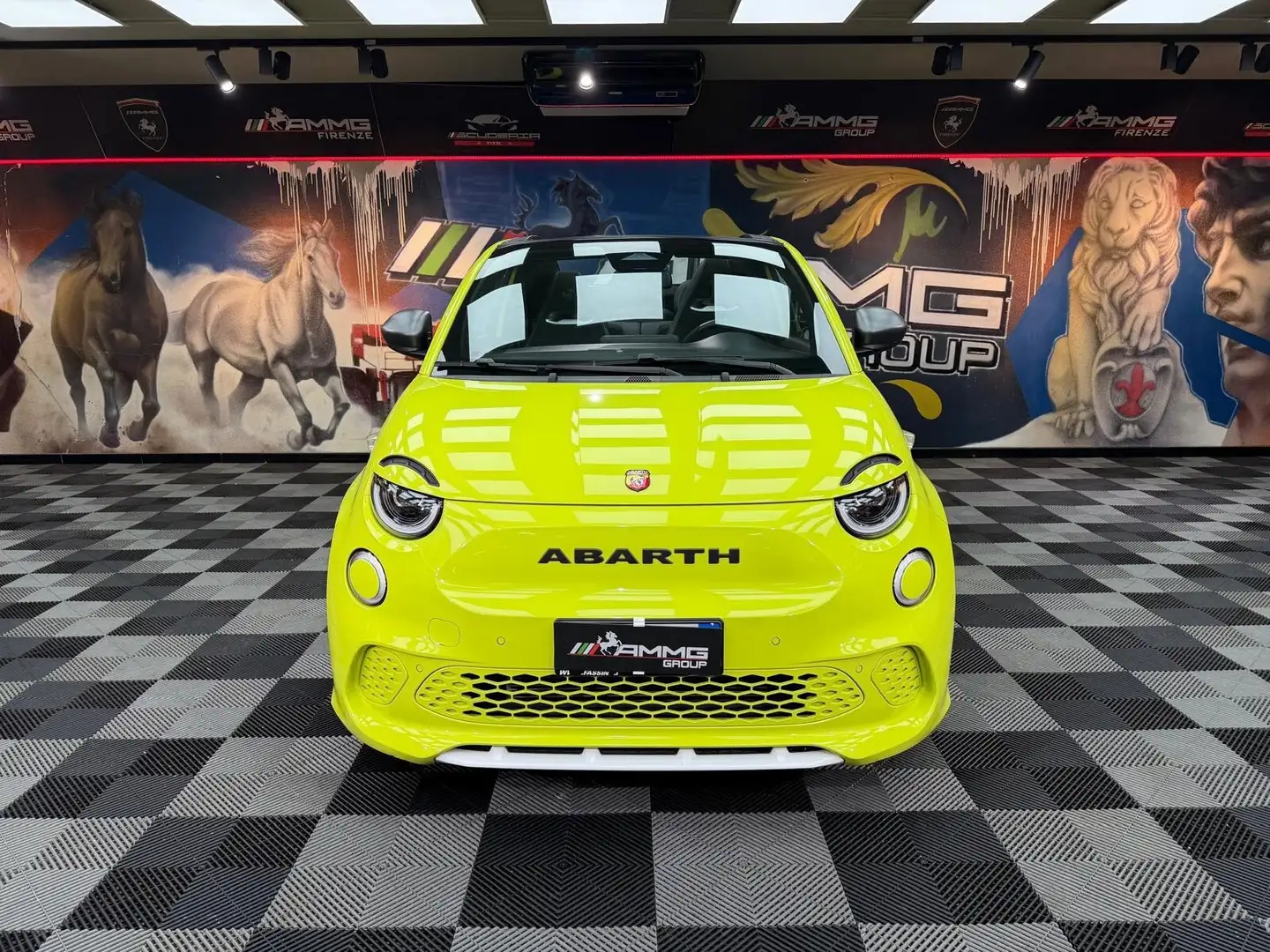 Abarth 500e 500e C Turismo Amarillo - 2