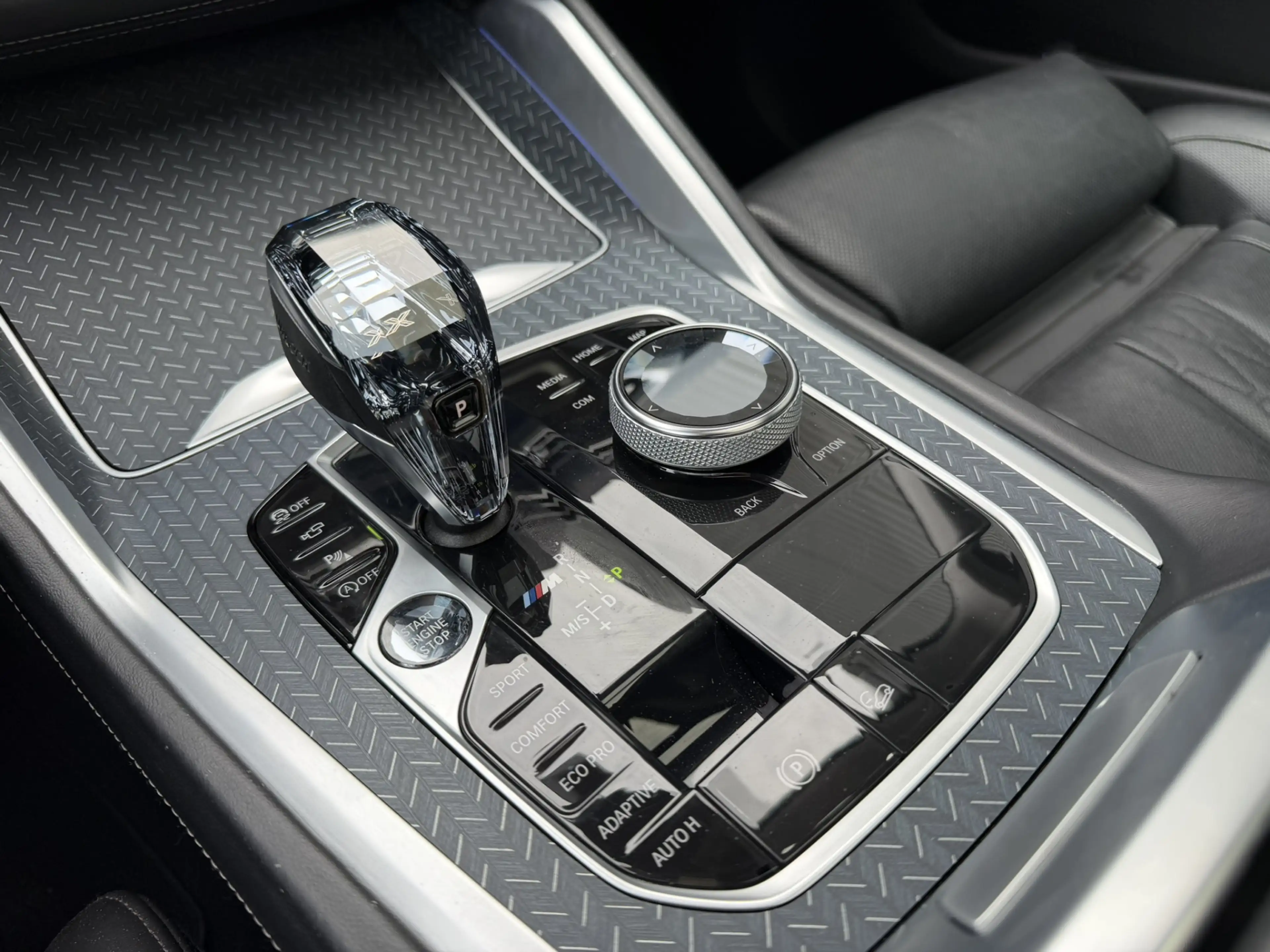 BMW X6 M50d 400 PK xDrive High Executive M Sport Trekhaak — photo 16