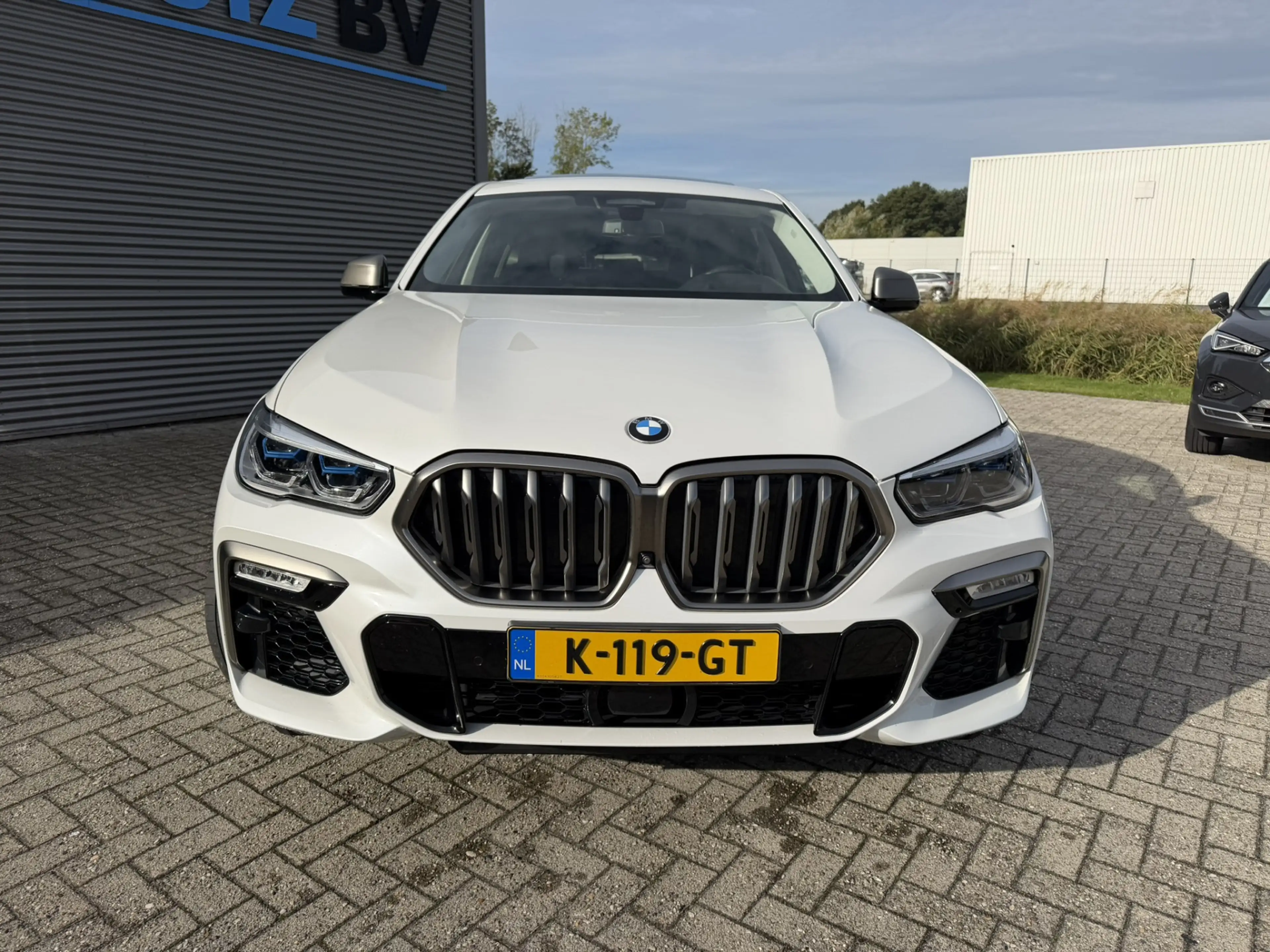 BMW X6 M50d 400 PK xDrive High Executive M Sport Trekhaak — photo 3