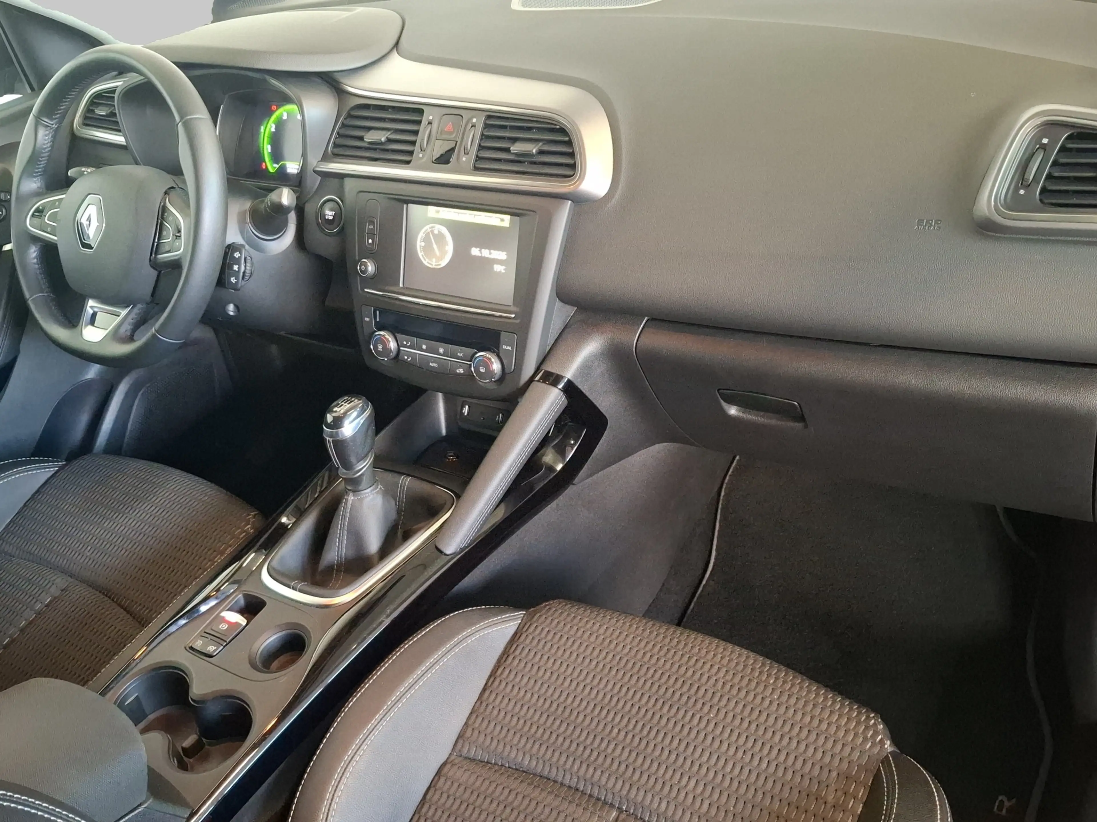 Renault Kadjar 1.2 TCe Limited NAVI AIRCO PDC CAM — photo 8