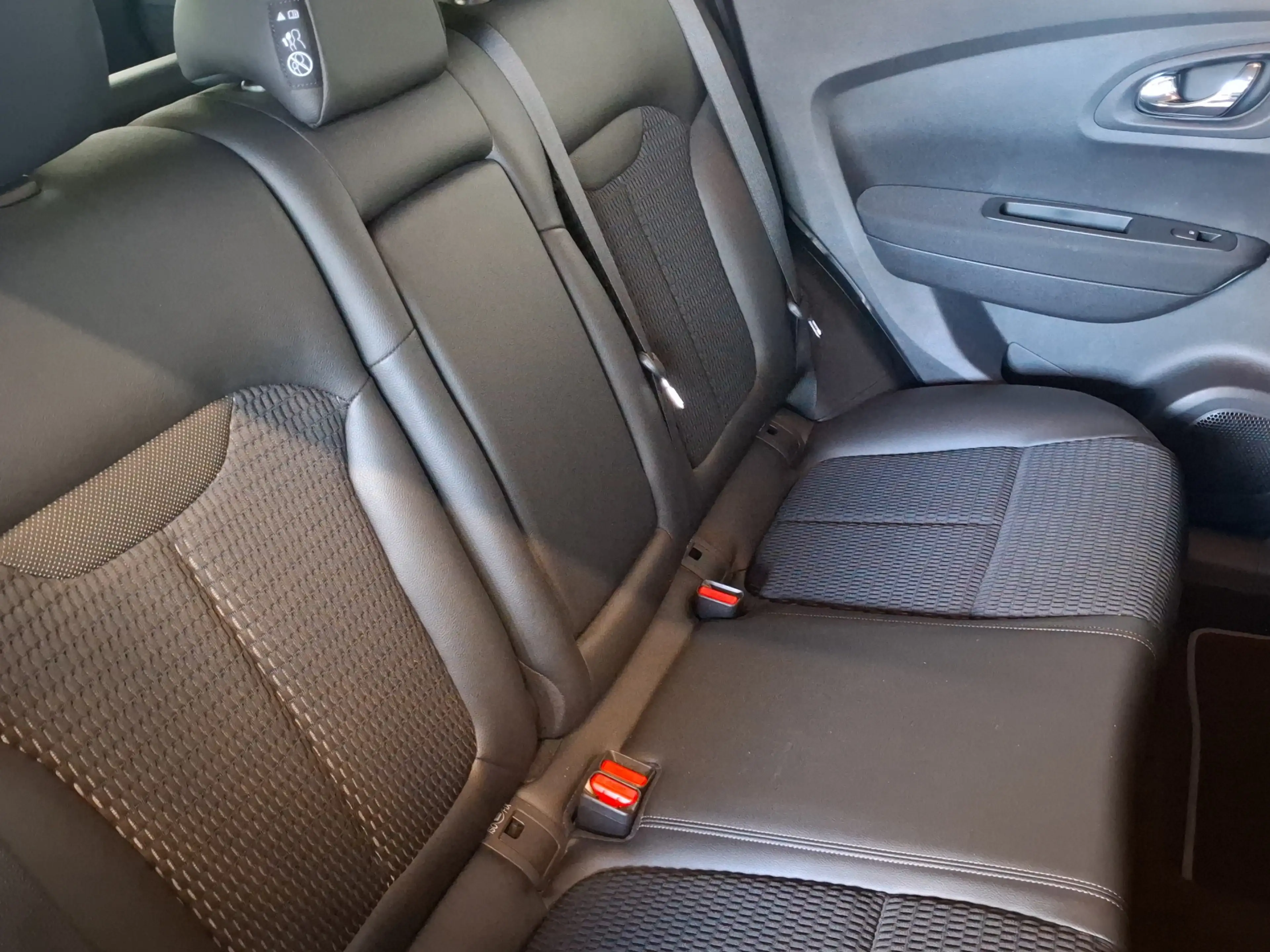 Renault Kadjar 1.2 TCe Limited NAVI AIRCO PDC CAM — photo 10