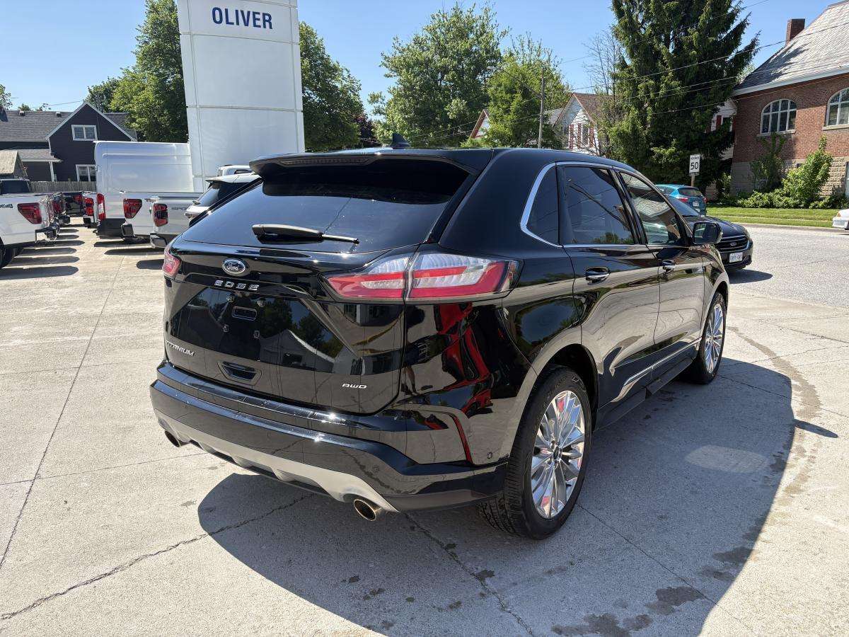 2024 Ford Edge Titanium AWD — снимка 1