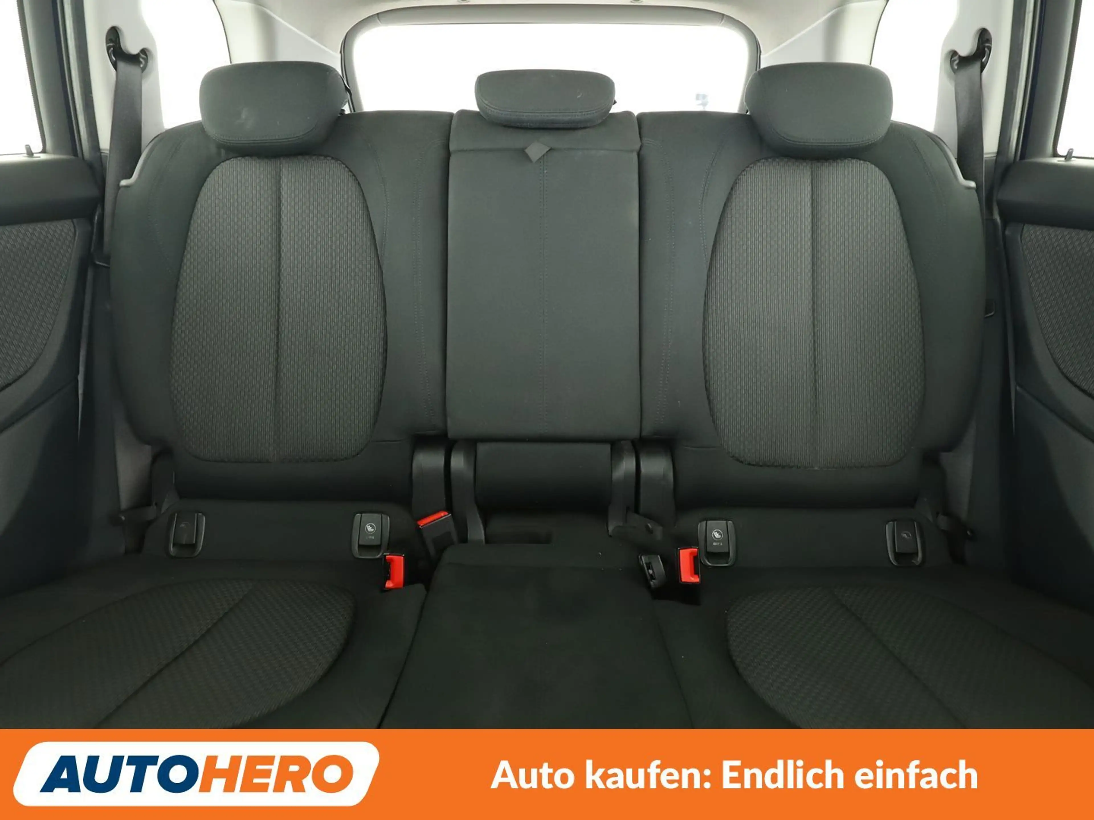 BMW 216 i Gran Tourer Advantage*NAVI*PDC*TEMPO* — photo 15