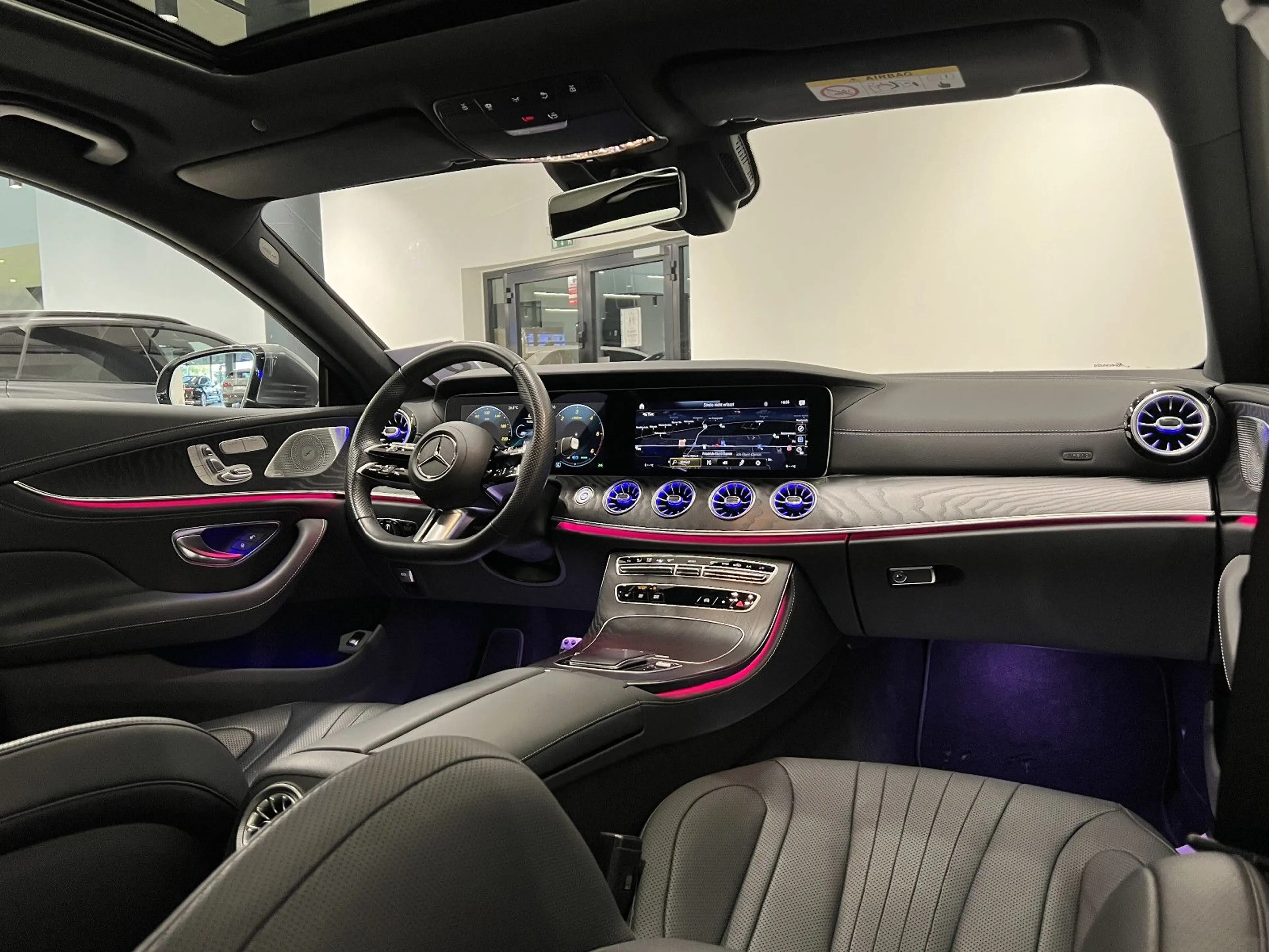 Mercedes-Benz CLS 300 d|AMG|DISTR|SCHIEBEDACH|MEMO|360°|BURMES| — photo 4
