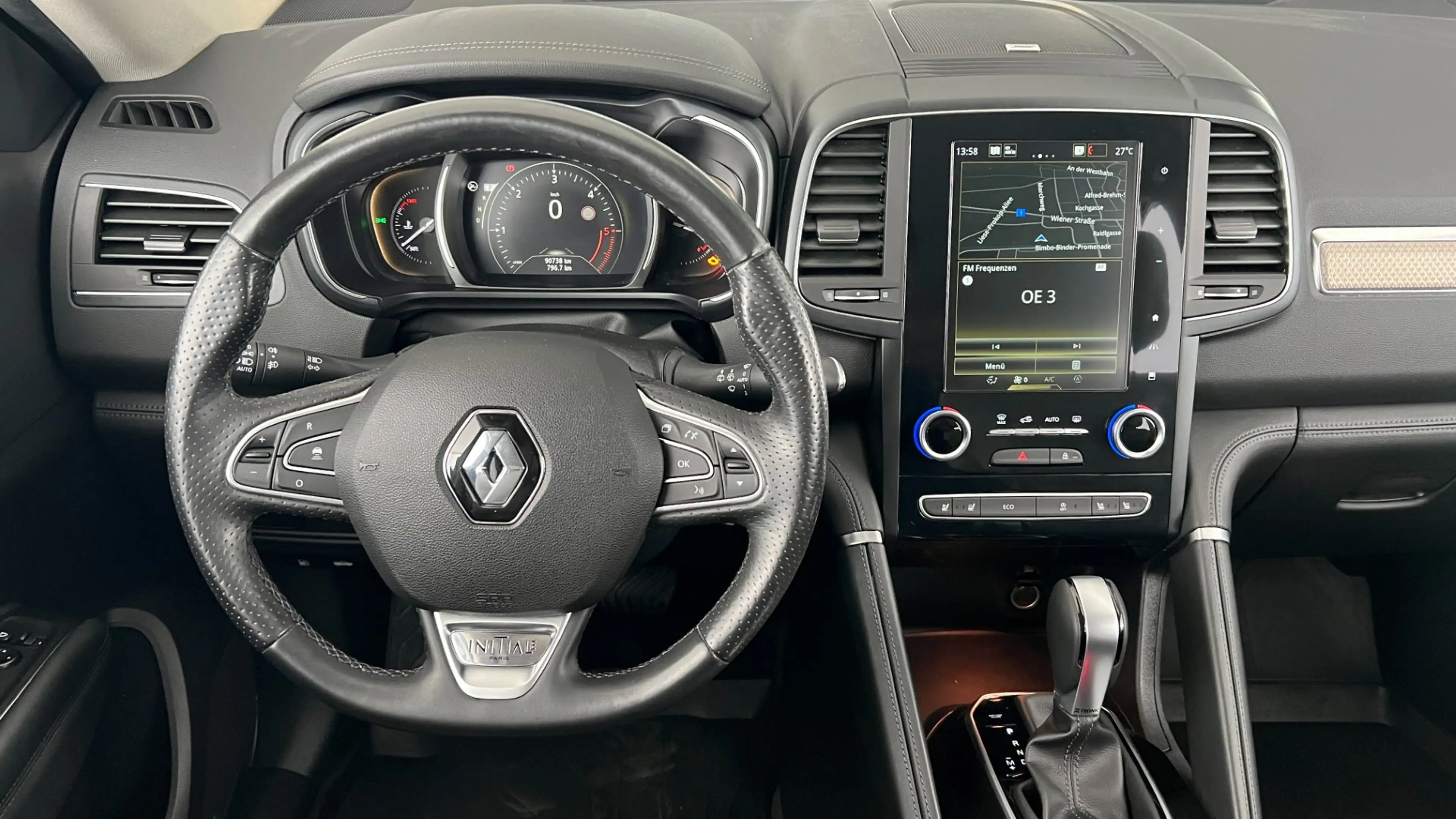 Renault Koleos dCi 175 4WD Initiale X-Tronic — photo 11