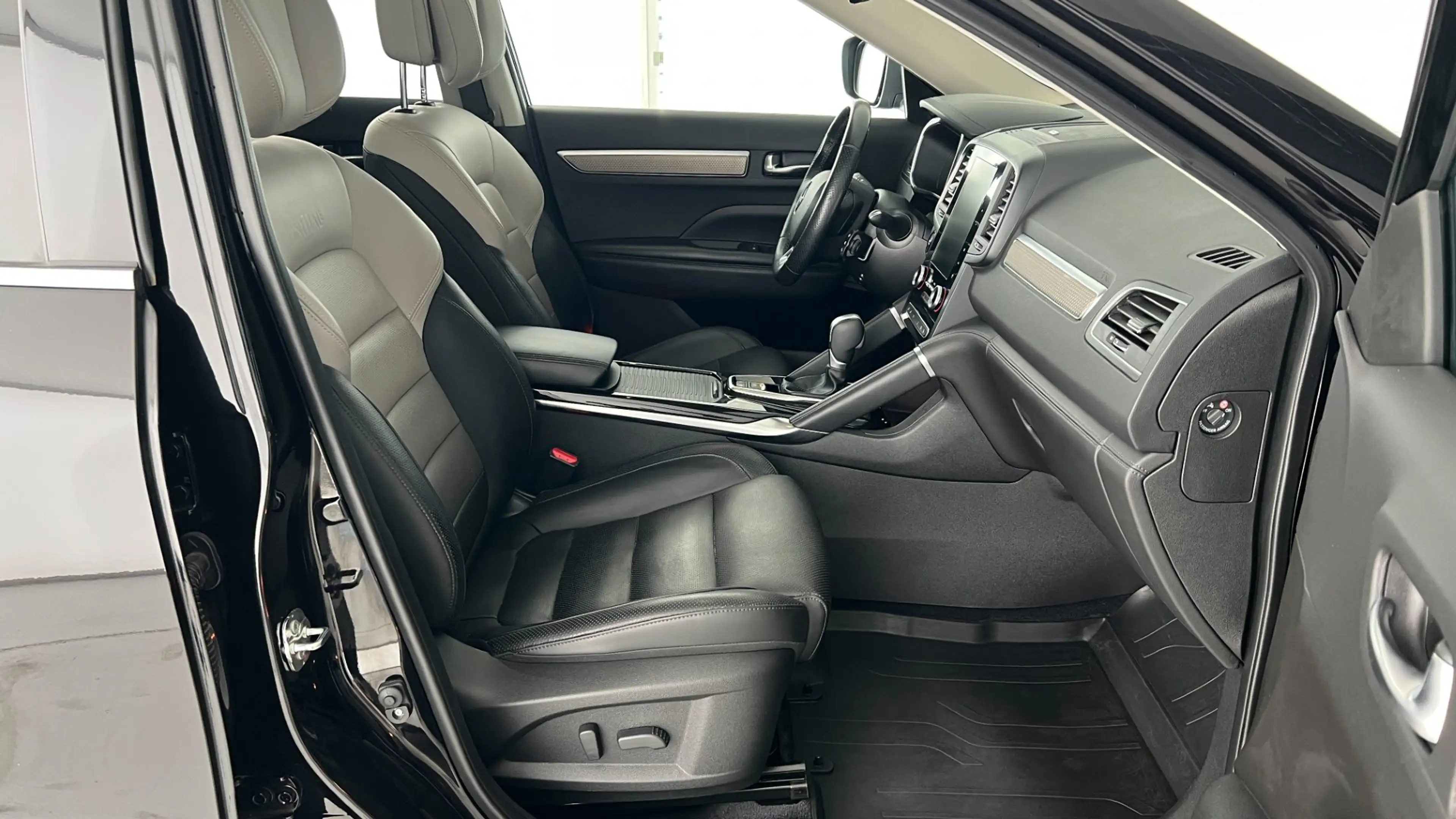 Renault Koleos dCi 175 4WD Initiale X-Tronic — photo 5
