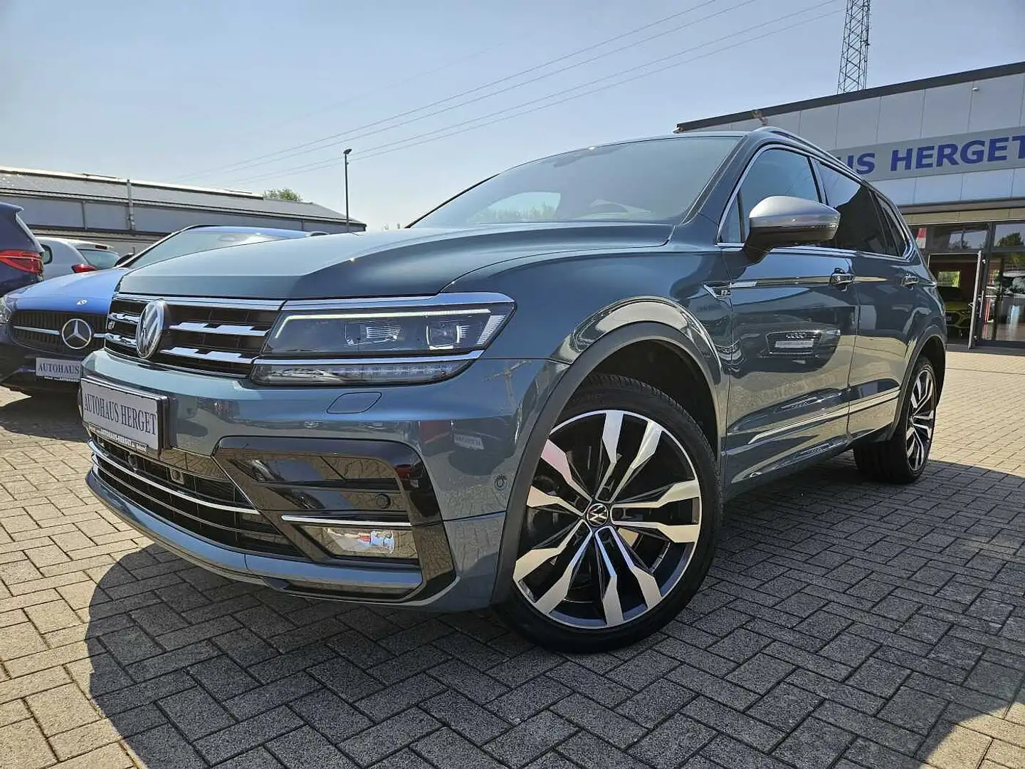 Volkswagen Tiguan Allspace 2.0 TDI SCR 4Motion DSG Highline + R-Line 2.Hand/V Blau - 1