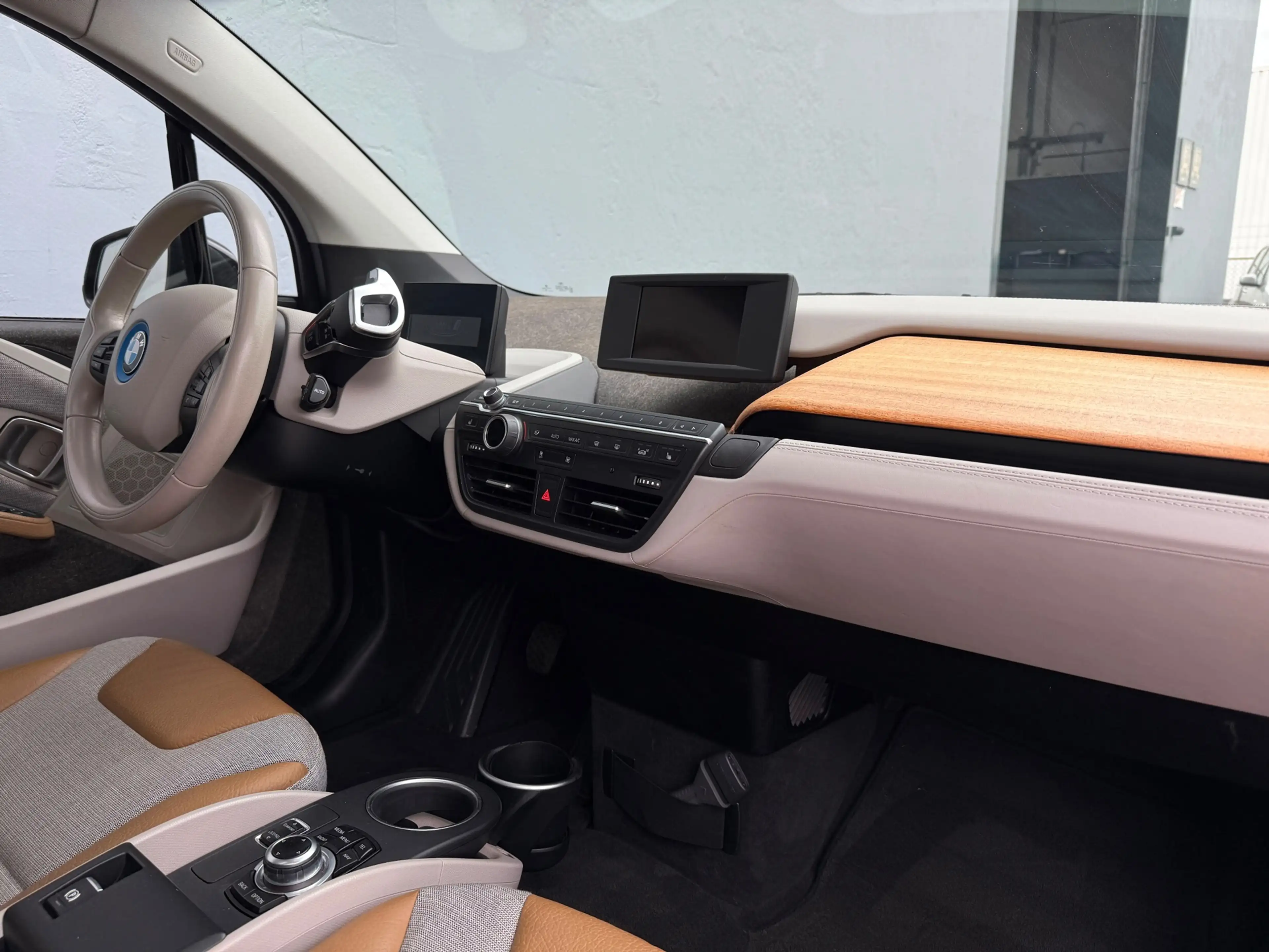 BMW i3 Basis Comfort Advance 22 kWh - Panorama Dak — photo 10
