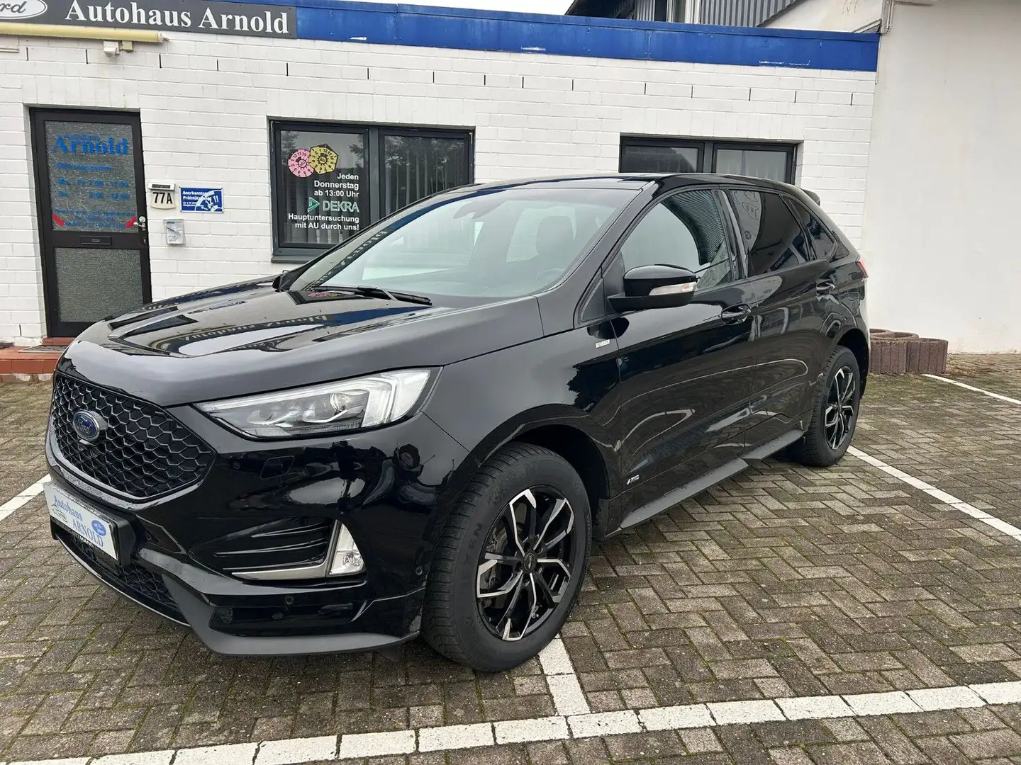 Ford Edge ST-Line 4x4 Schwarz - 2