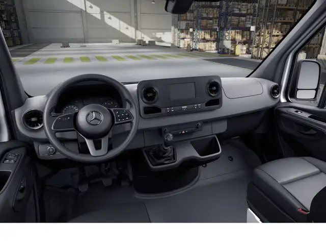 Mercedes-Benz Sprinter view 9